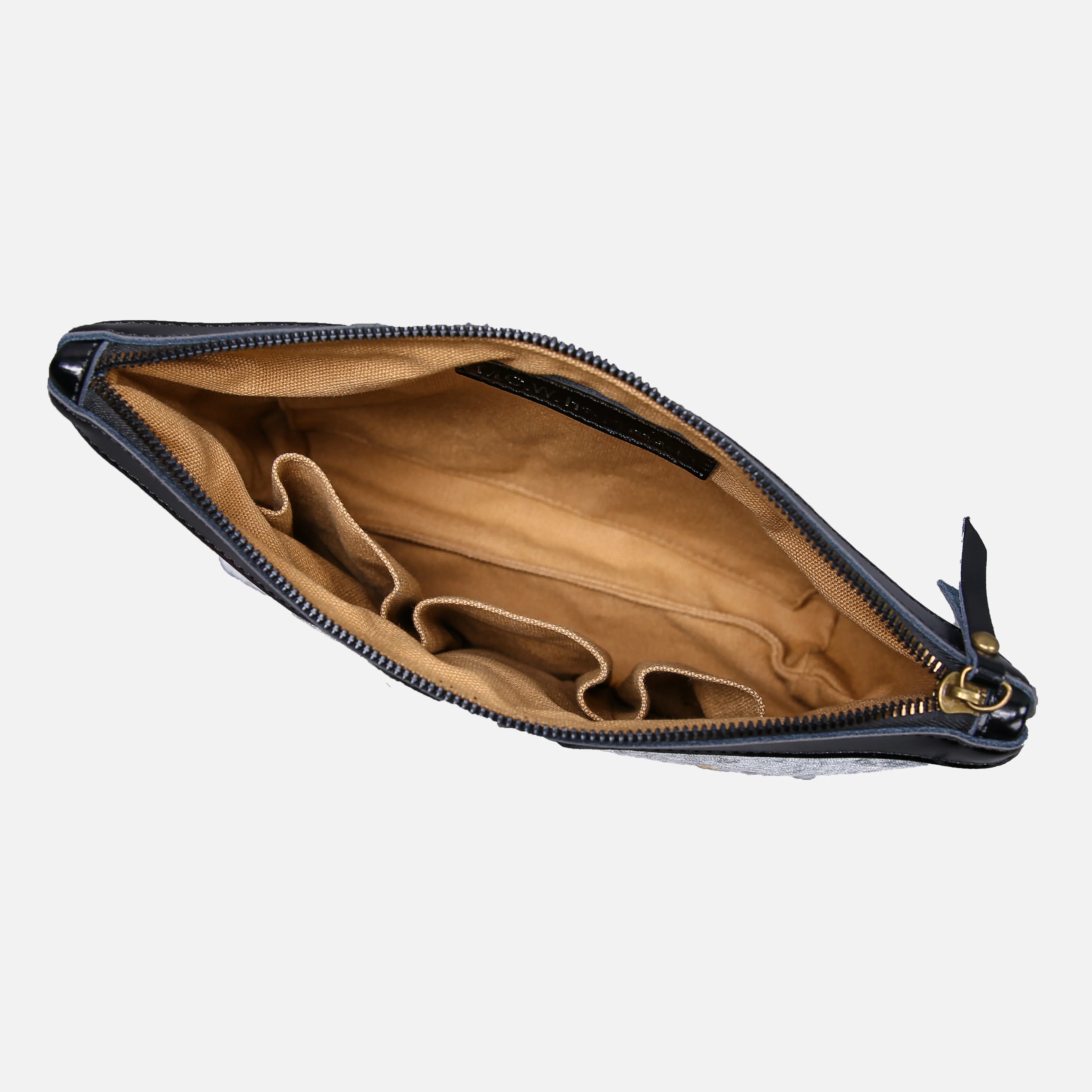 AHS the Devils Mouth Carpet Makeup Bag - Image 8