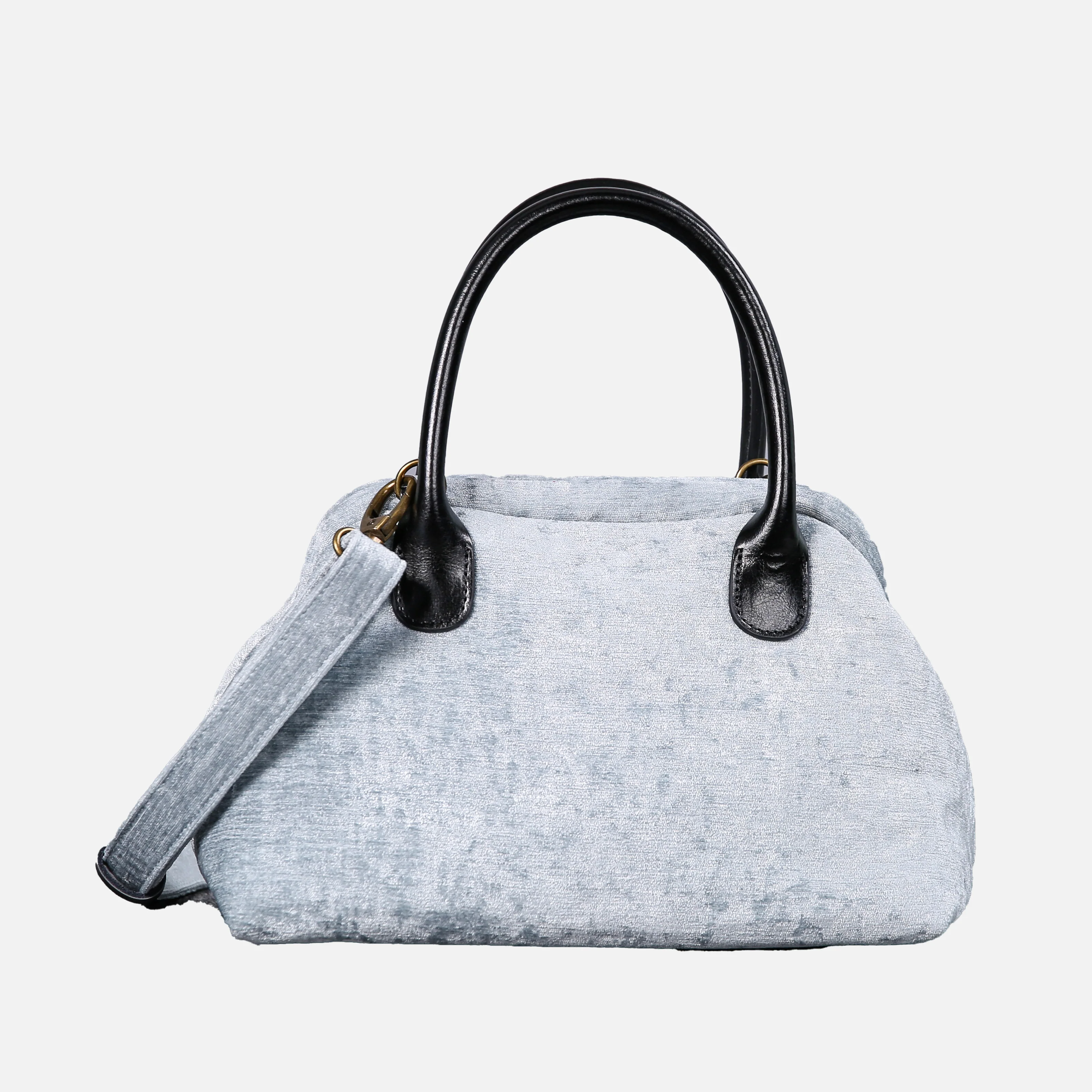 AHS the Devils Mouth Carpet Satchel - Image 4