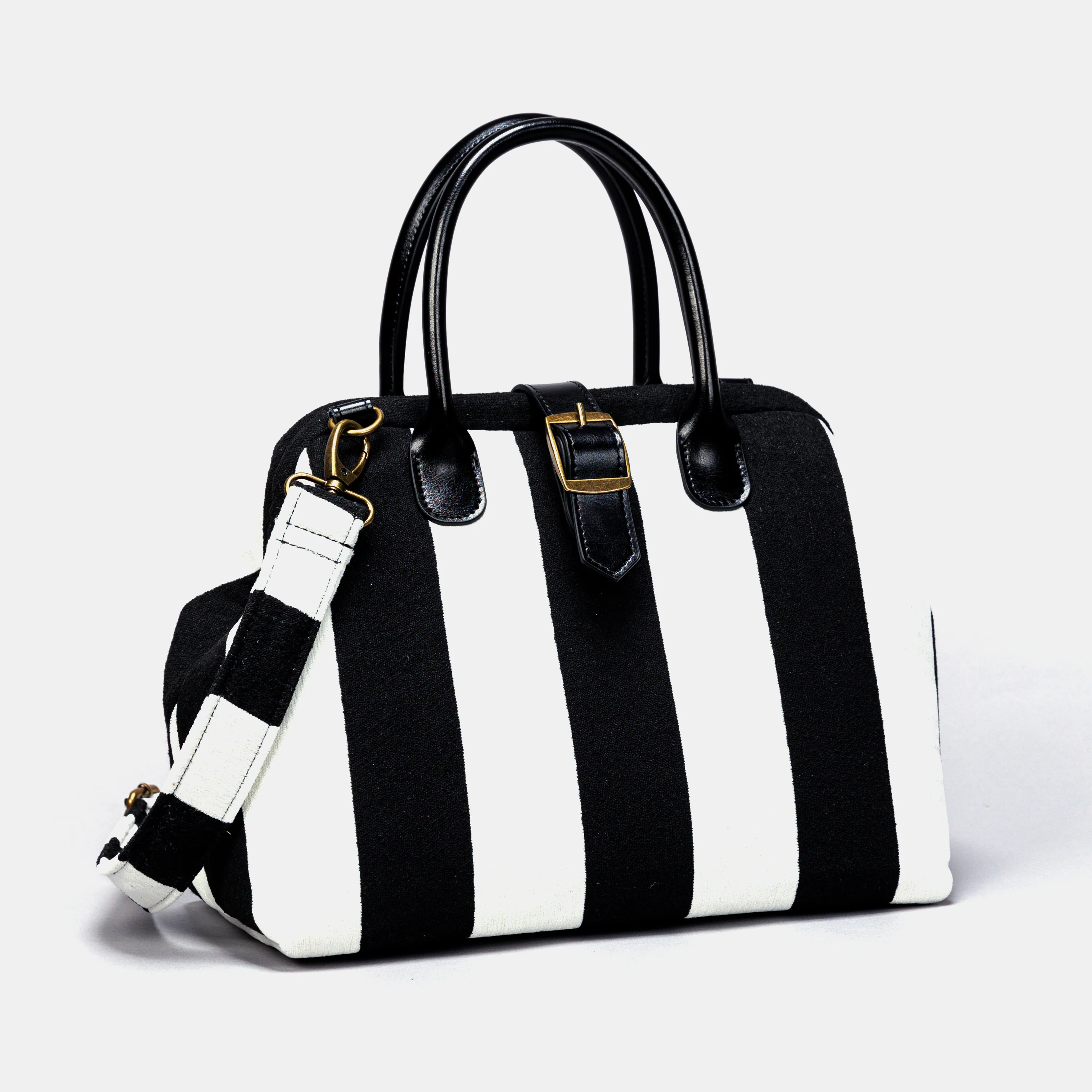 Black & White Beetlejuice Carpet Handbag Purse - Image 3