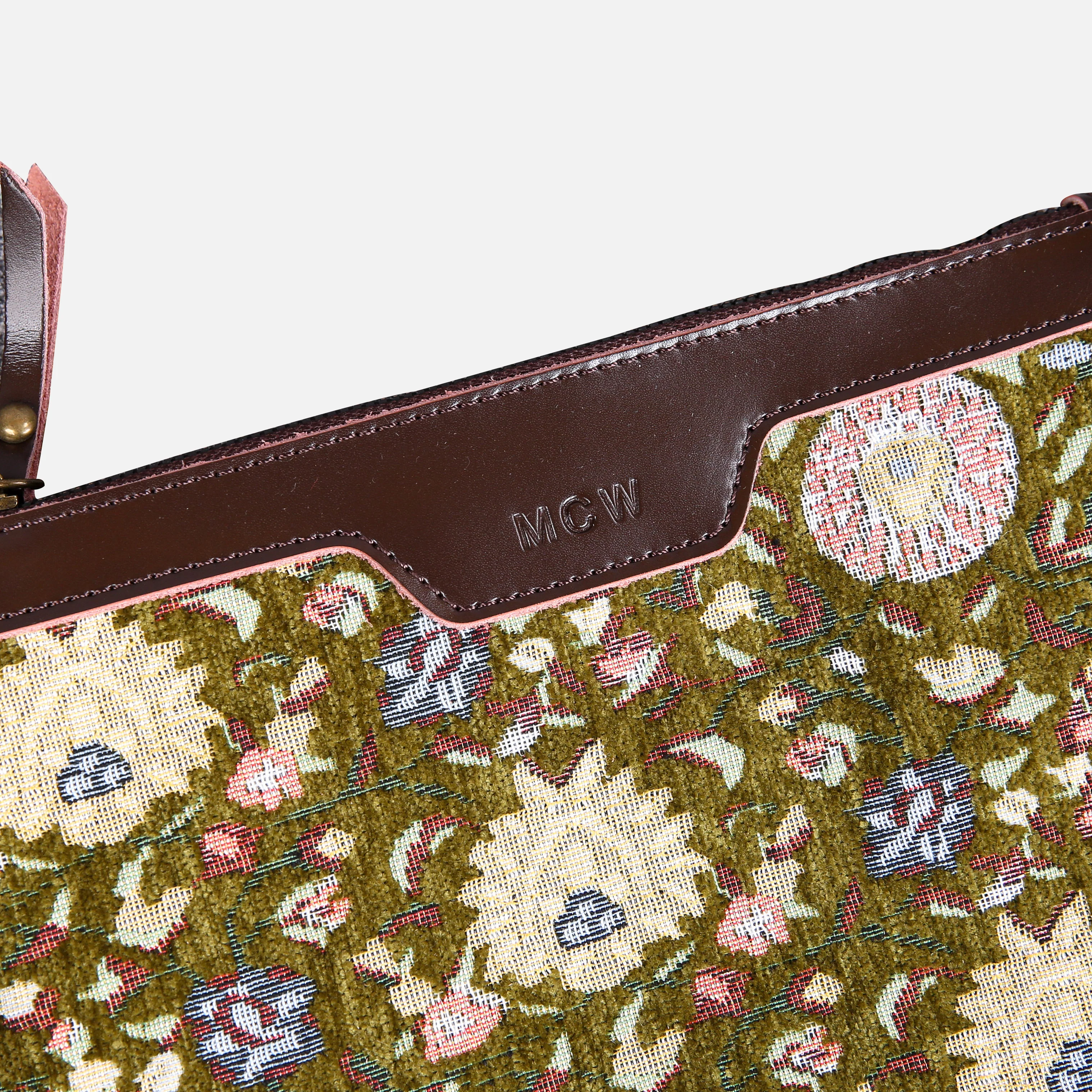 Bouquet Rose Avocado Wristlet Clutch - Image 5
