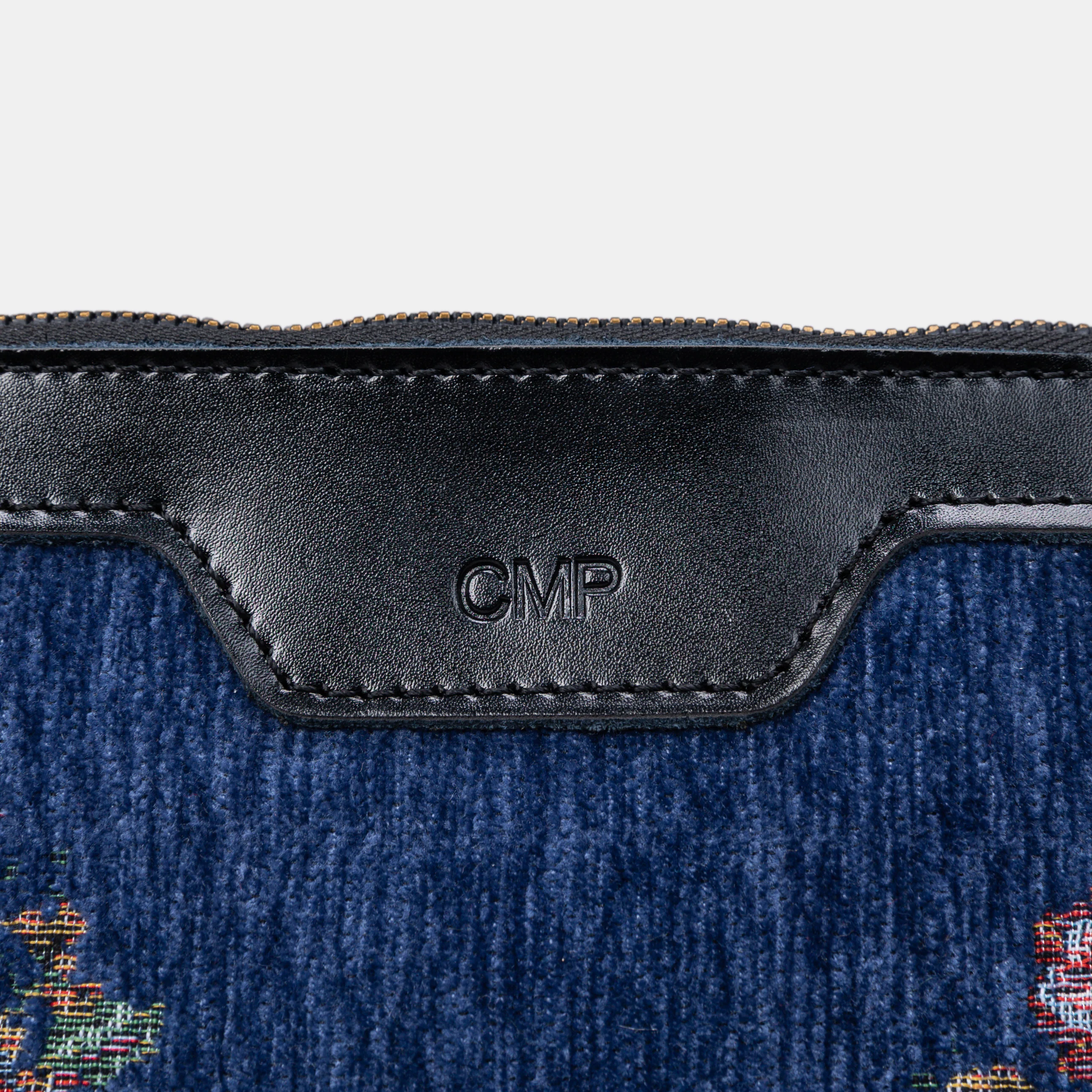 Bouquet Rose Blue Carpet Makeup Bag - Image 2