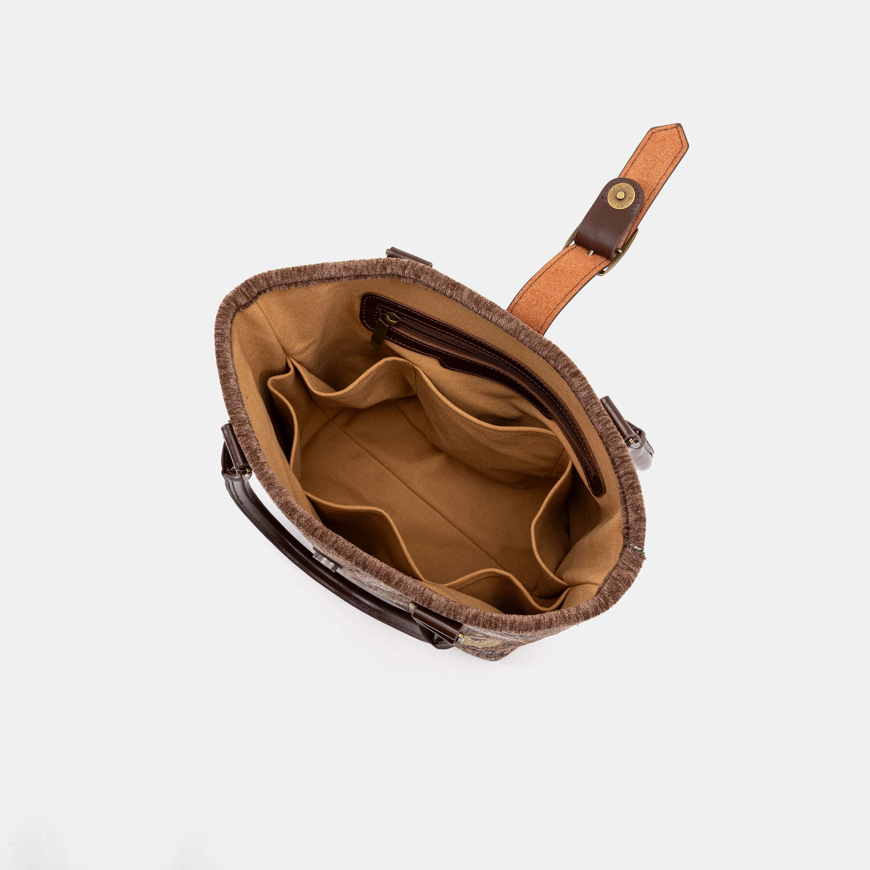 Bouquet Rose Coffee Everyday Tote - Image 7