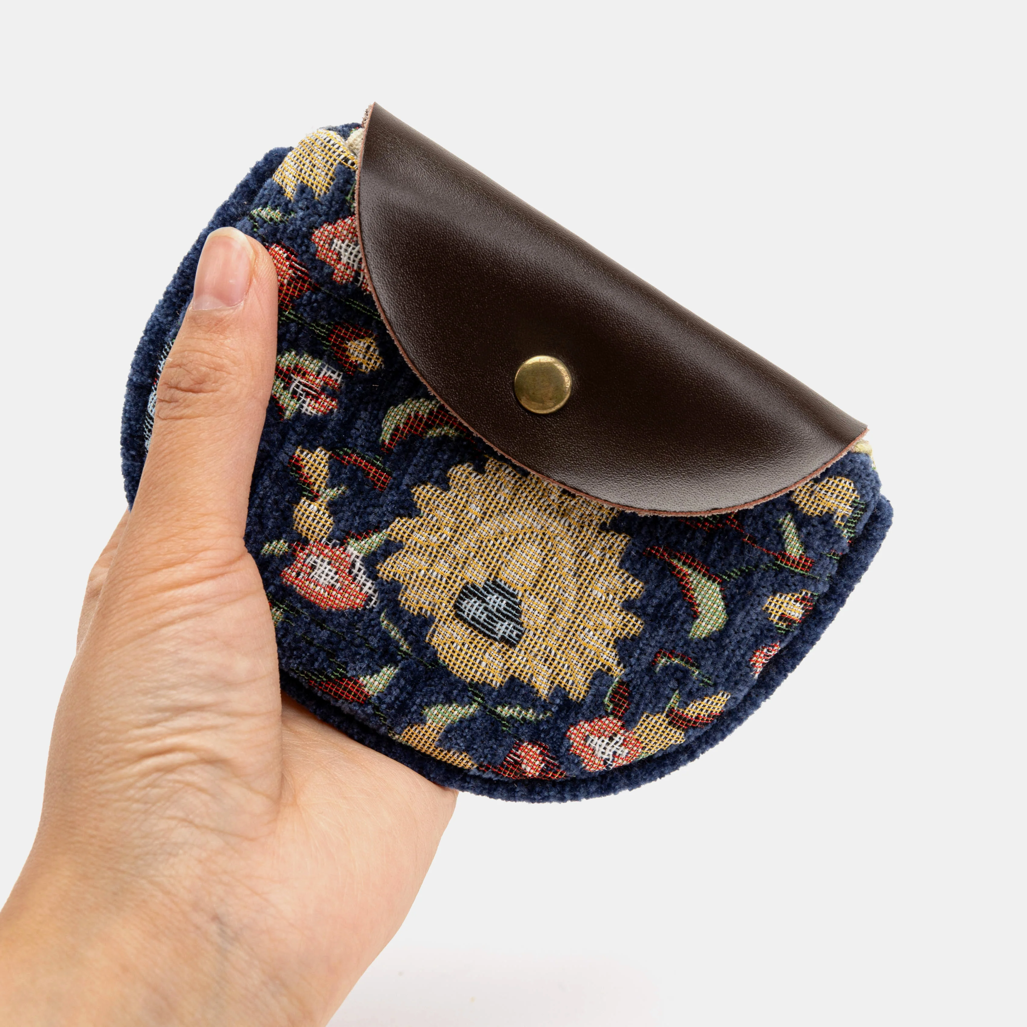 Bouquet Rose Pattern Series Rosary Bag - Image 5