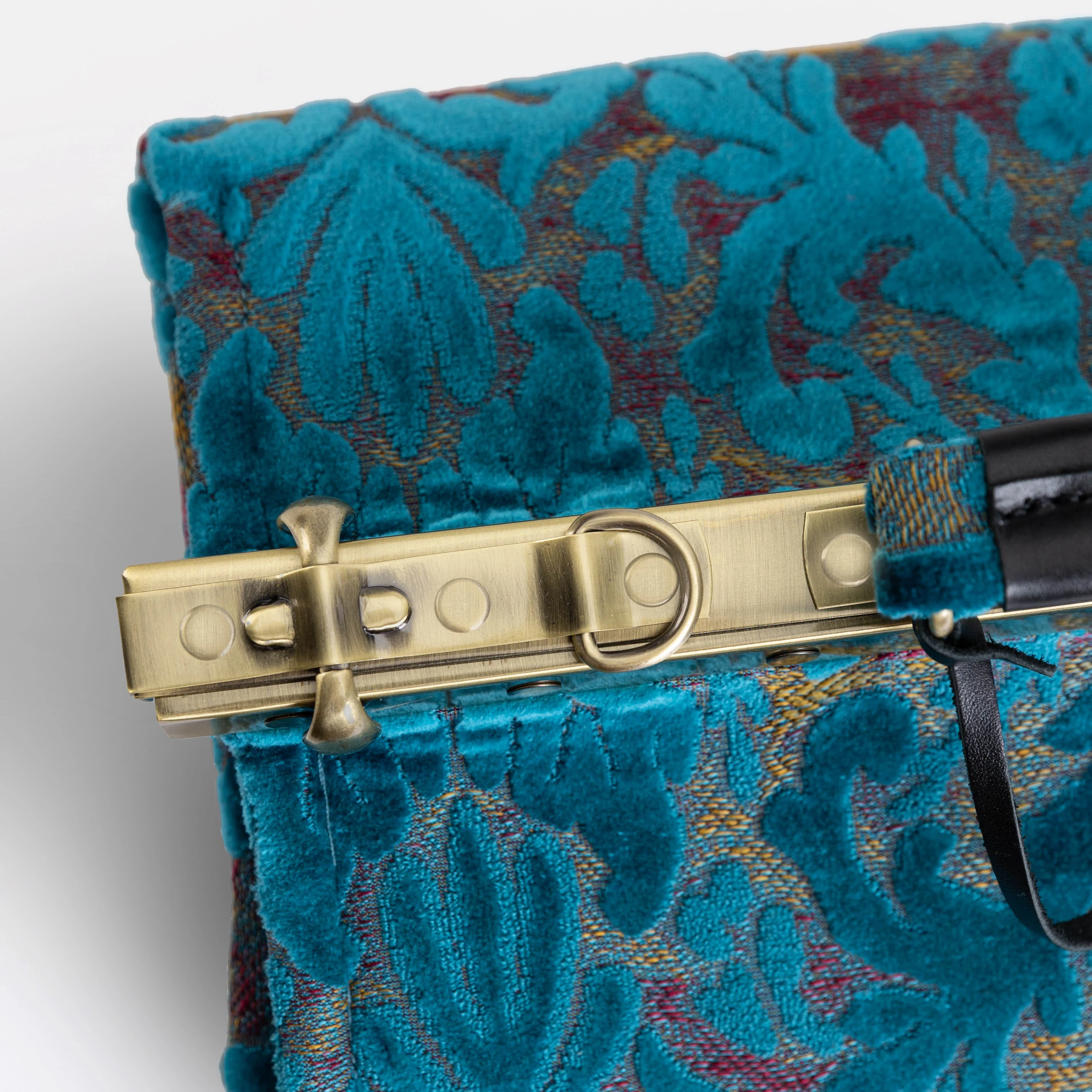 Burnout Velvet Aqua Blue Genevieve Carpet Gladstone Bag - Image 6