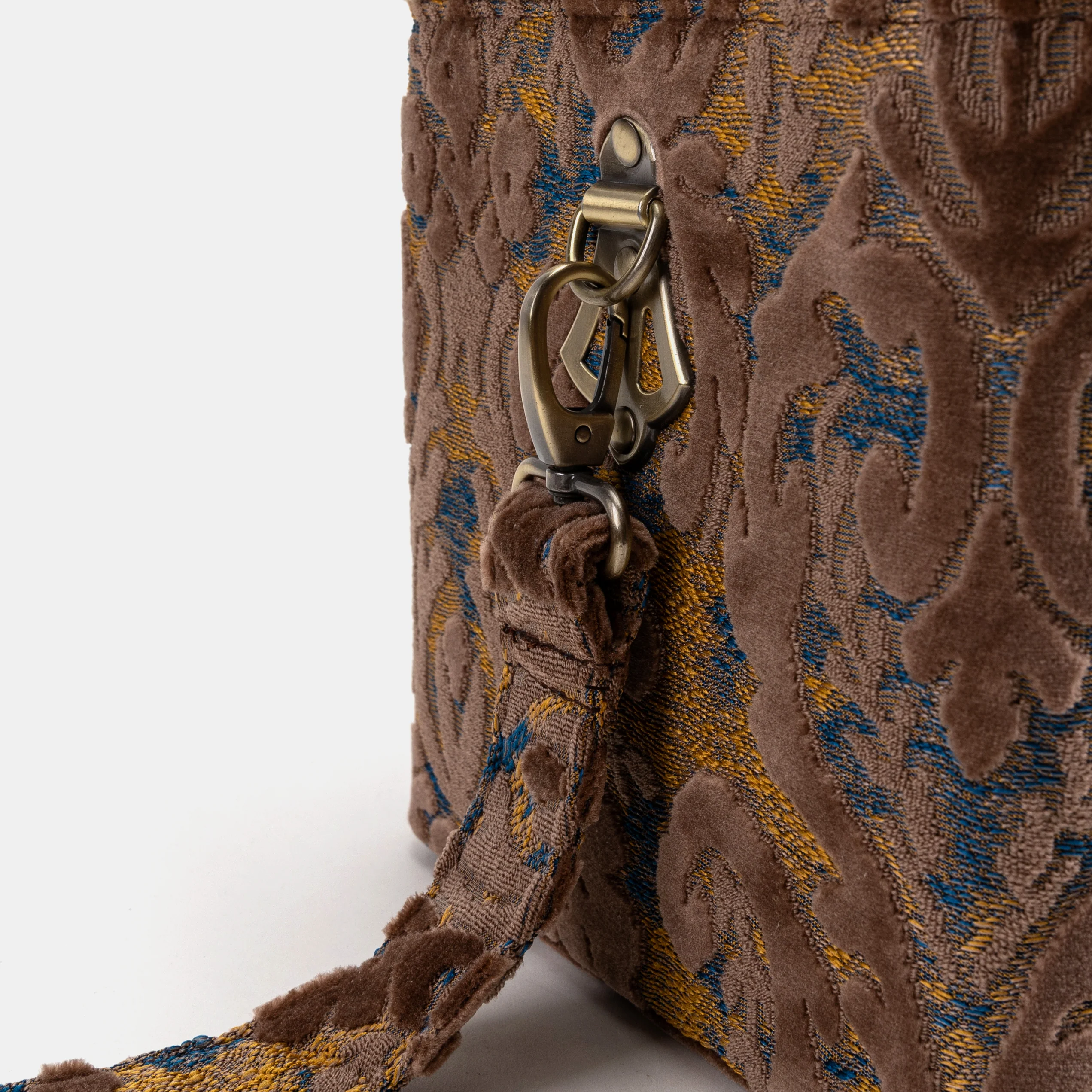 Burnout Velvet Camel Josephine Large Train Case - Image 7