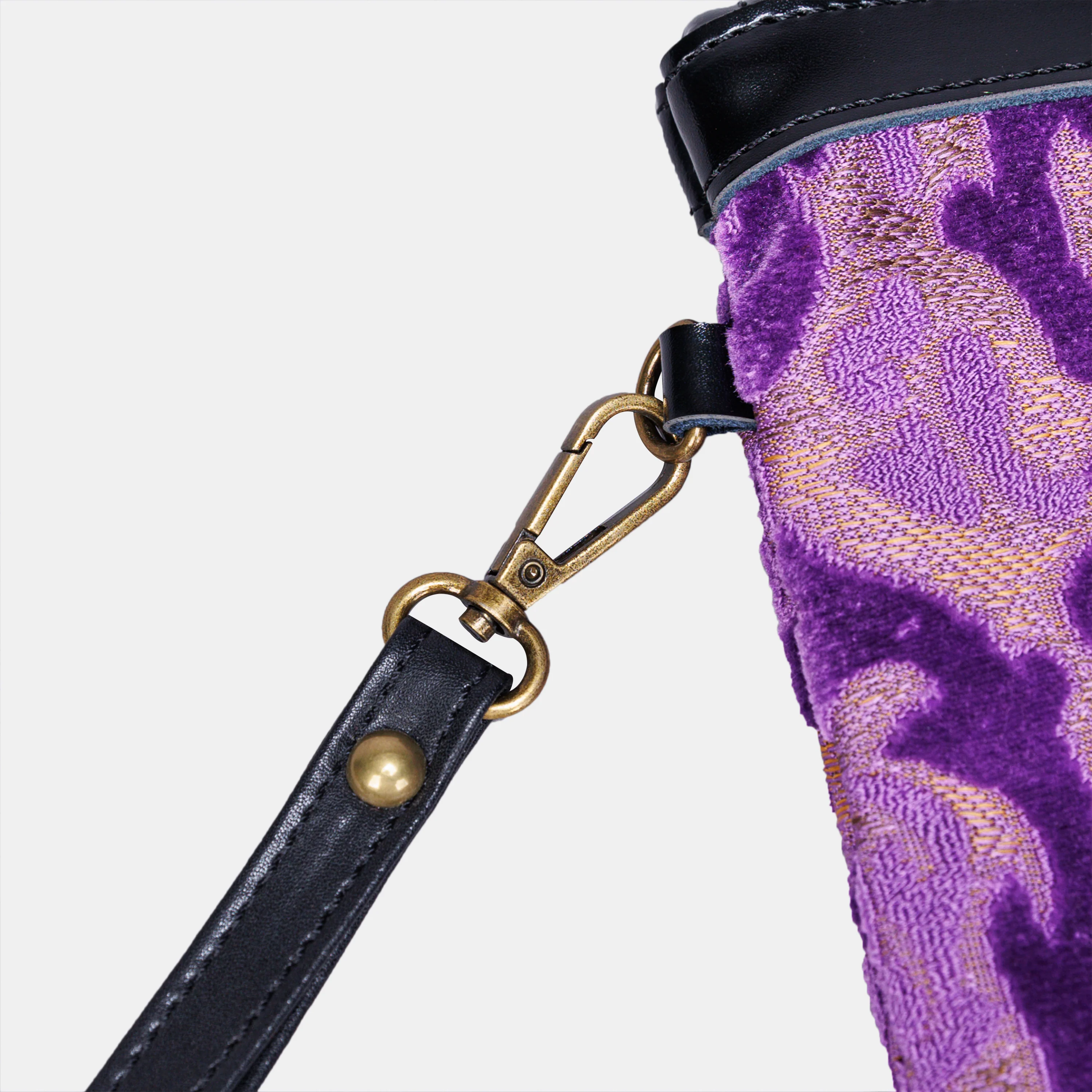 Burnout Velvet Purple Wristlet Clutch - Image 4