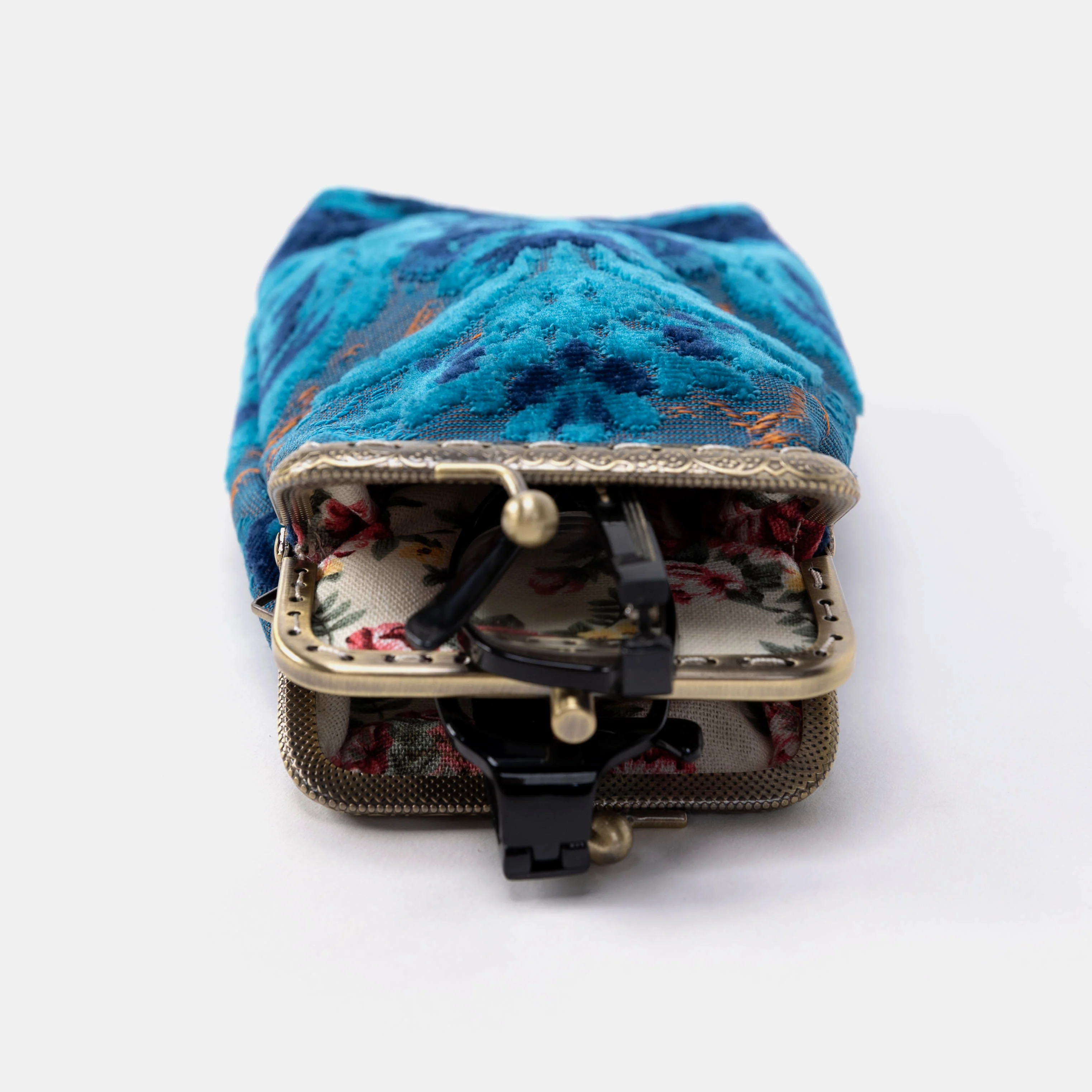 Burnout Velvet Revival Aqua Carpet Eyeglasses Case - Image 6
