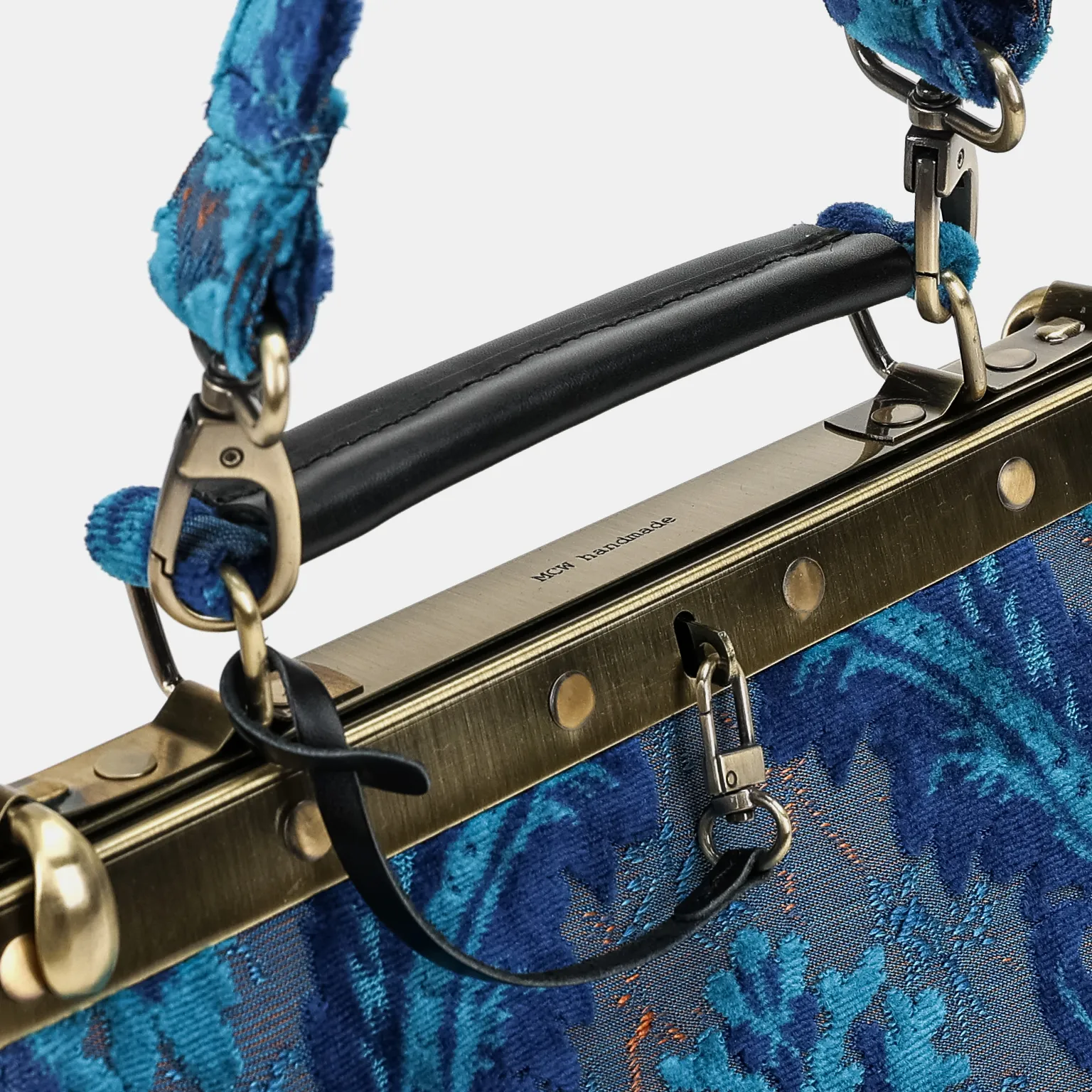 Burnout Velvet Revival Aqua Cecile Carpet Purse Gladstone Bag - Image 6