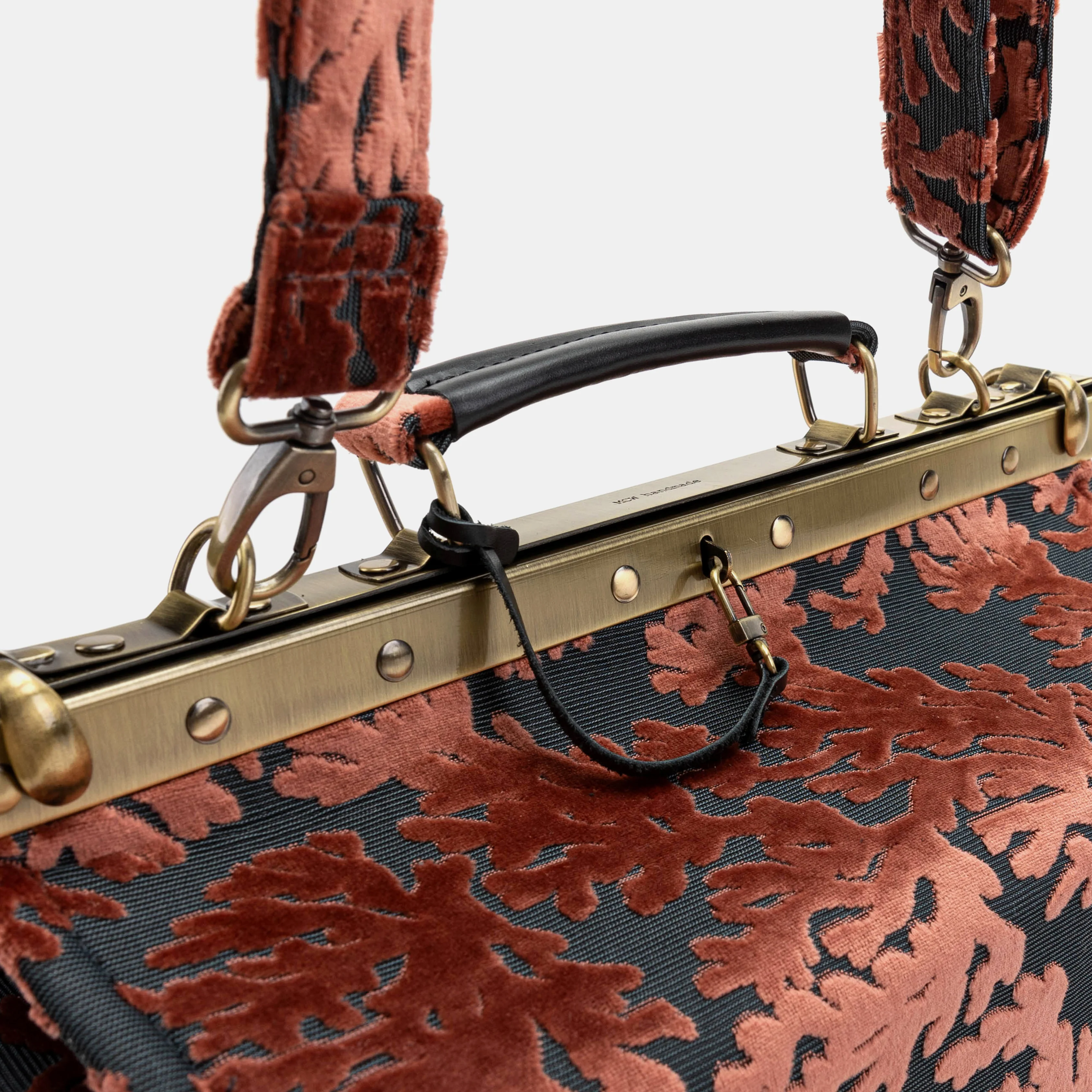 Burnout Velvet St Tropez Scuba Coral Genevieve Carpet Gladstone Bag - Image 6