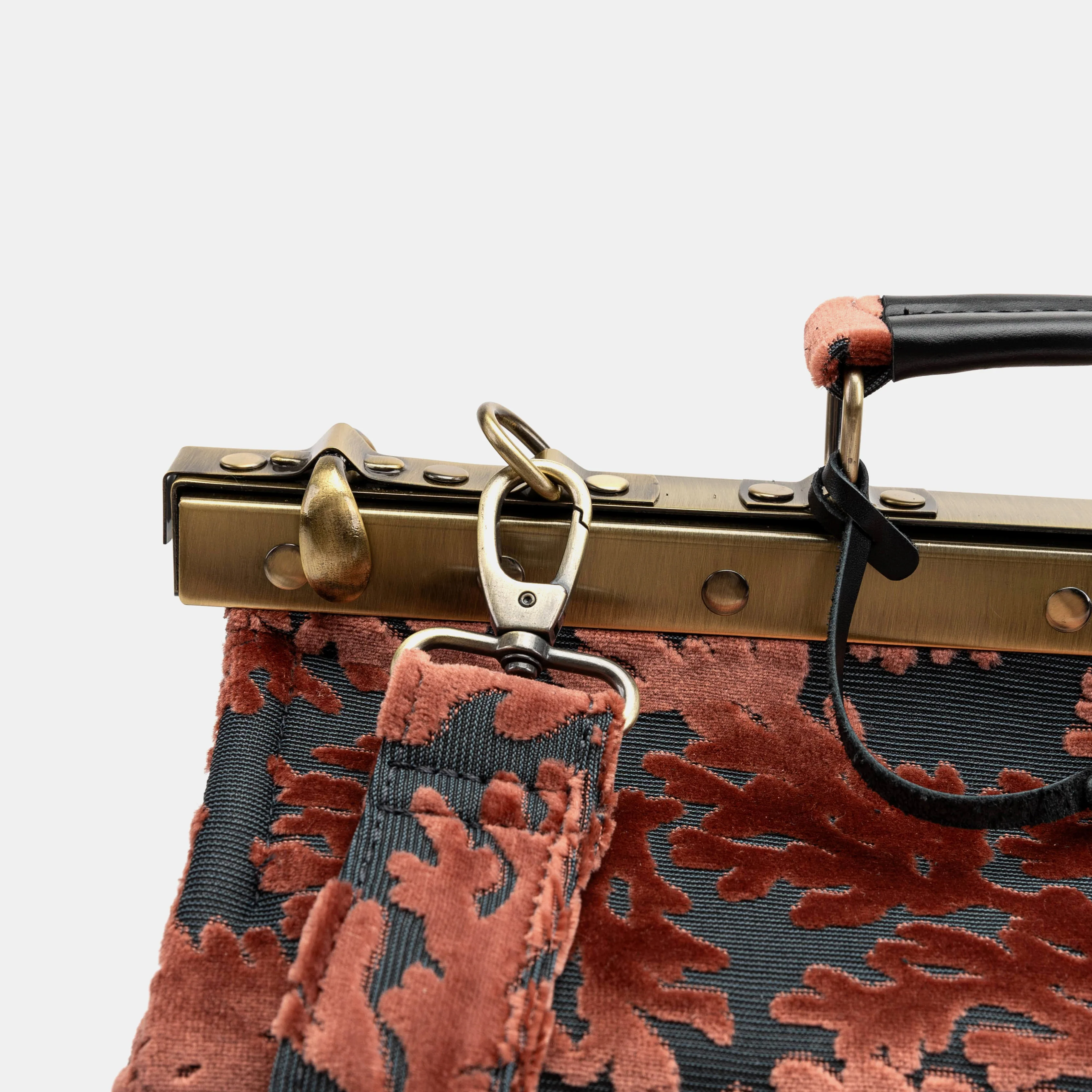 Burnout Velvet St Tropez Scuba Coral Genevieve Carpet Gladstone Bag - Image 7