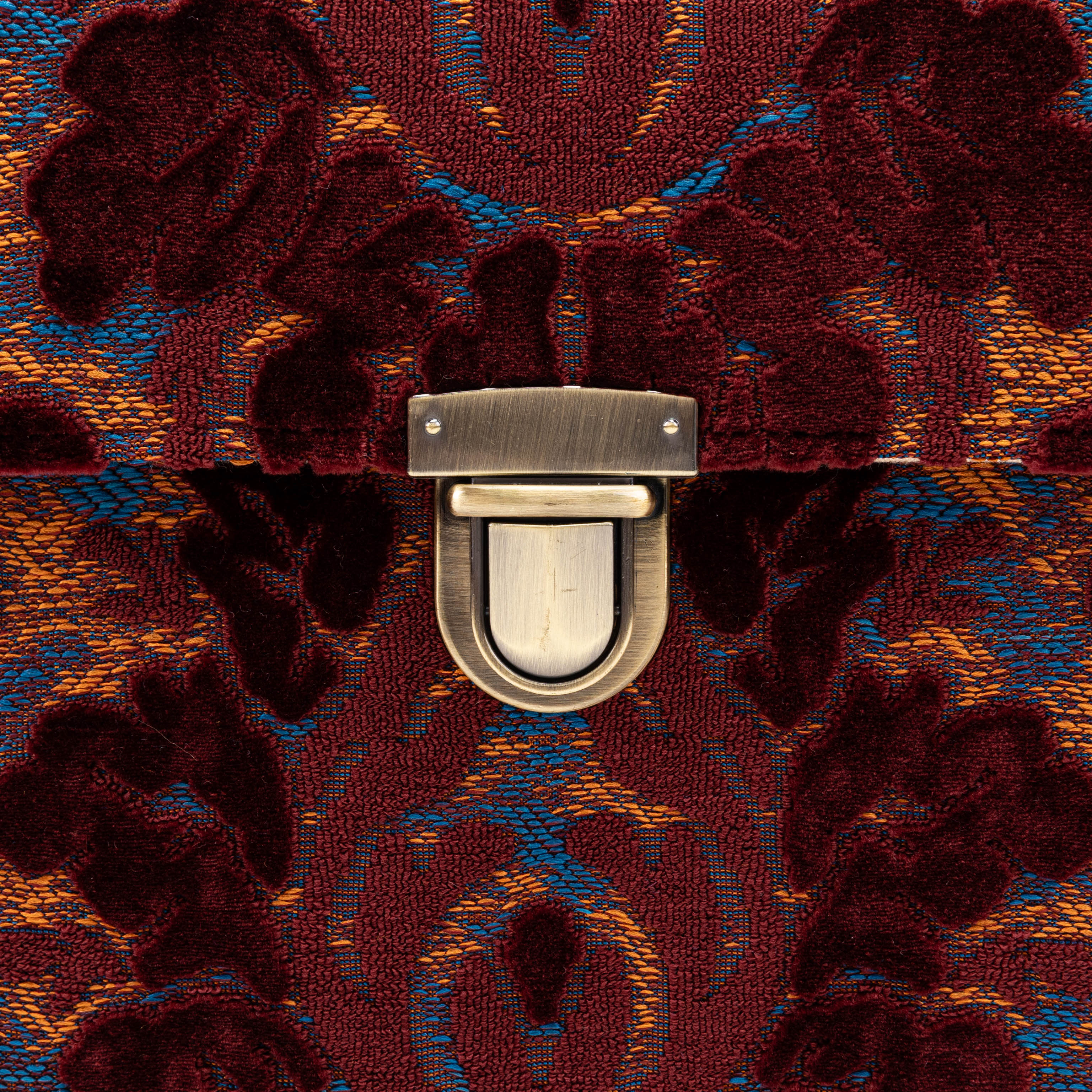 Burnout Velvet Wine Josephine Large Train Case - Image 9