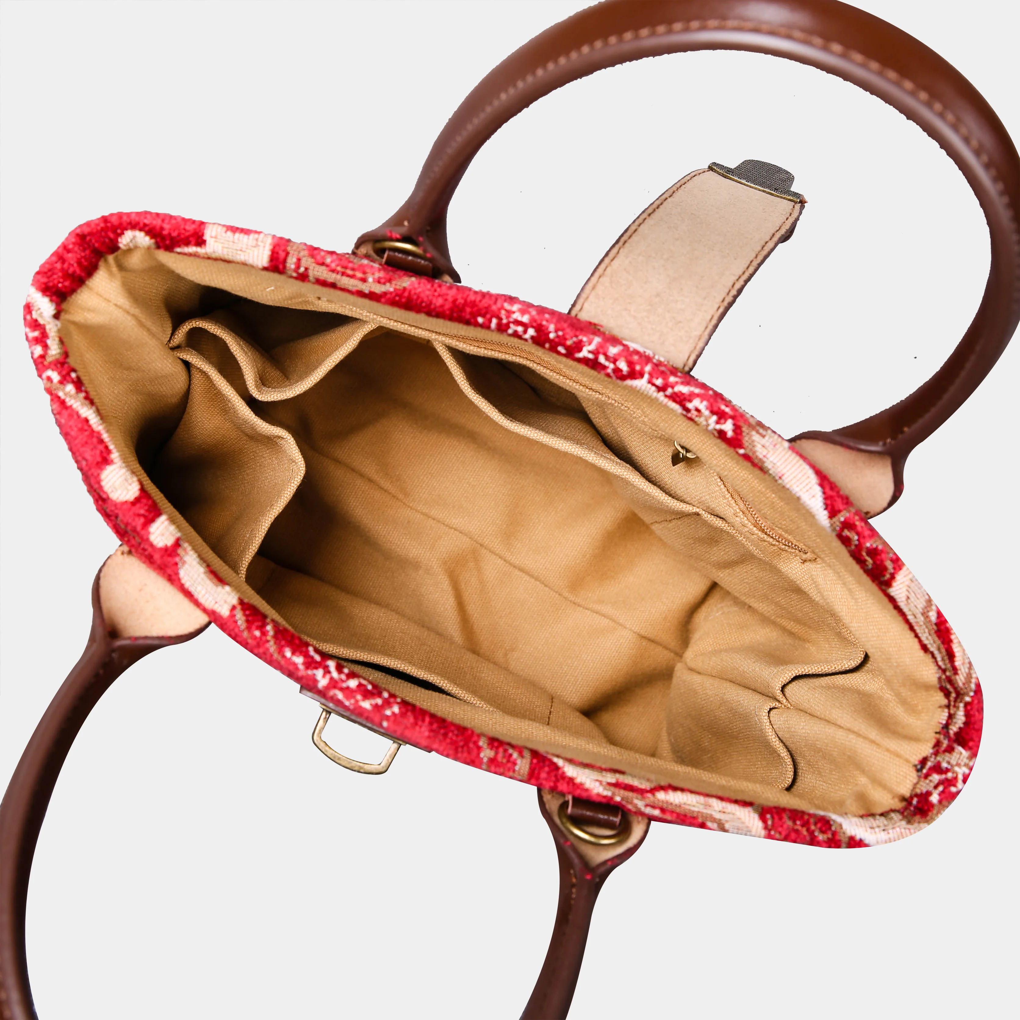 Floral Red Tuck Lock Carpet Satchel - Image 6