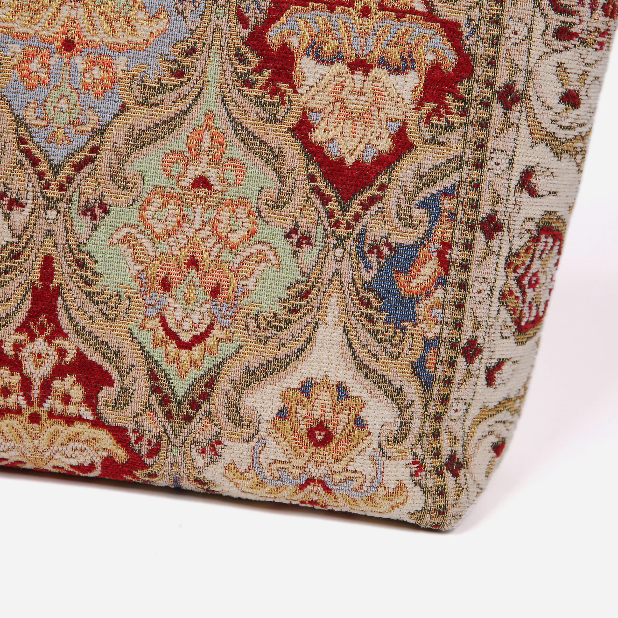 Golden Age Red Carpet Tote Shopper - Image 3