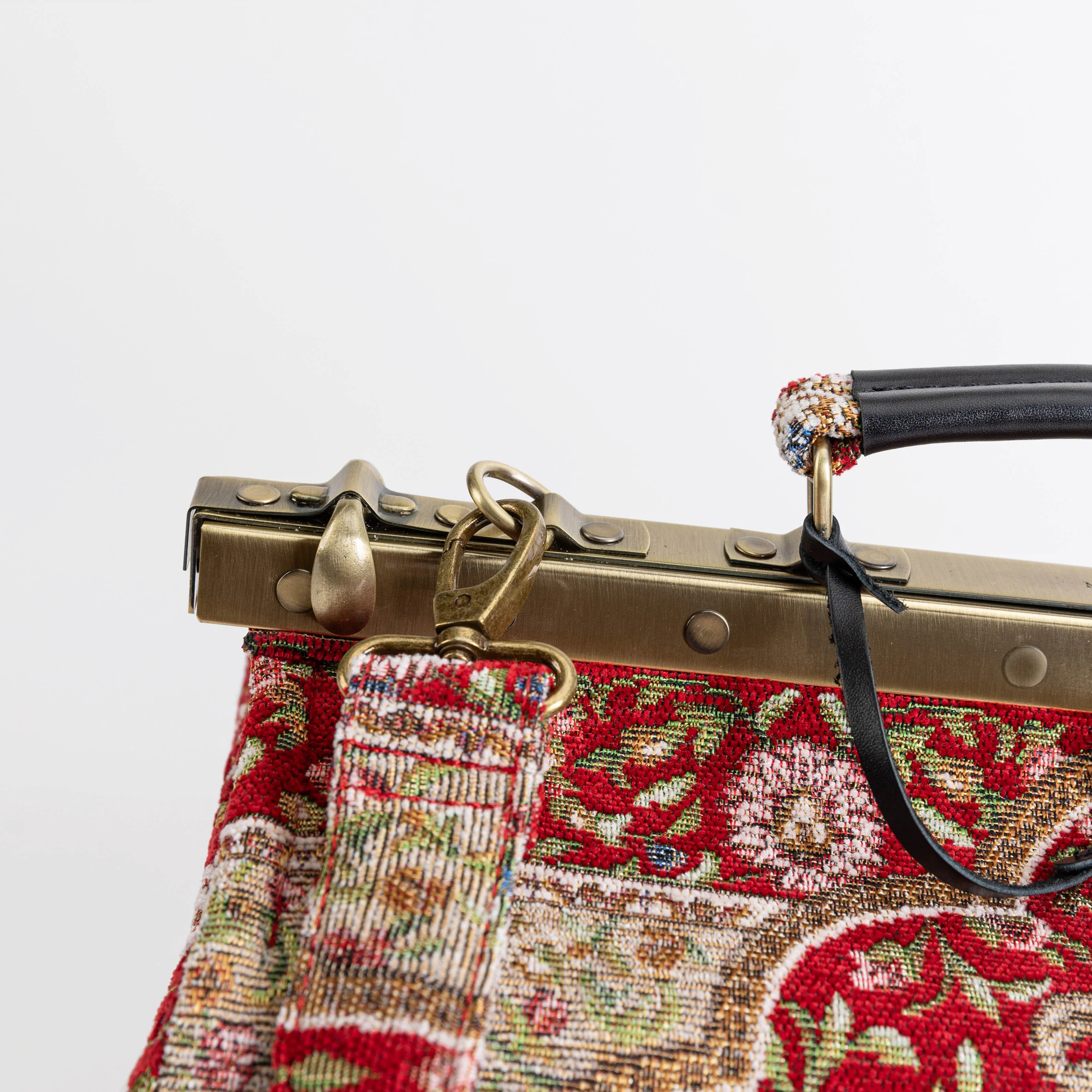 Oriental Red Genevieve Carpet Gladstone Bag - Image 7