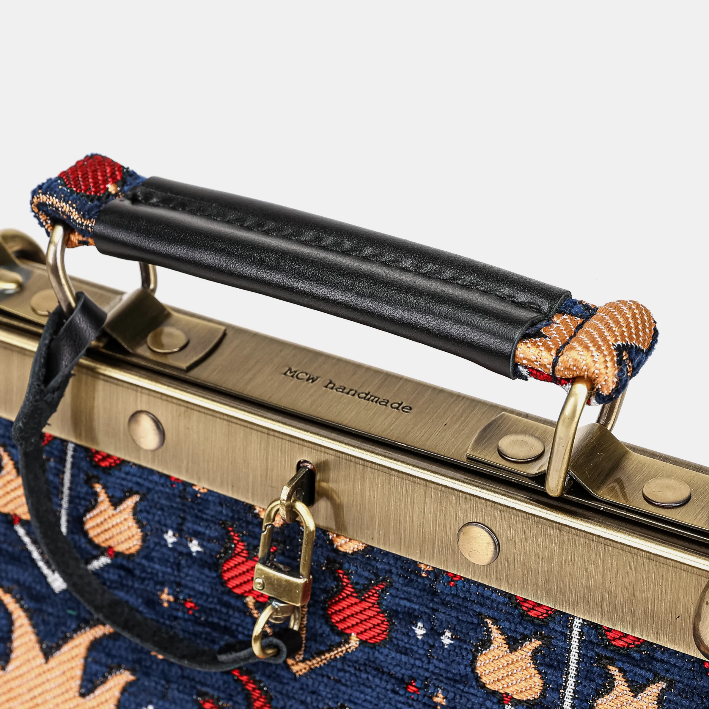 Poppy Bloom Helena Carpet Backpack Gladstone Bag - Image 7