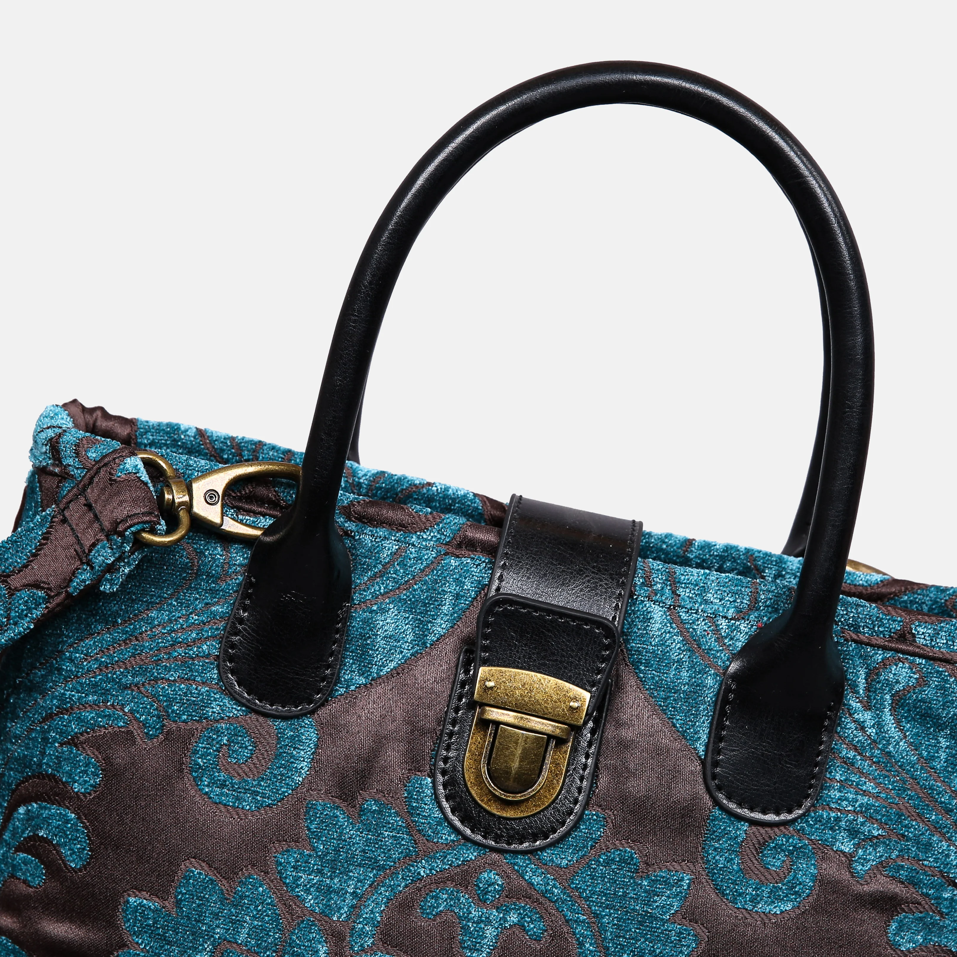 Queen Azure Blue Tuck Lock Carpet Satchel - Image 4