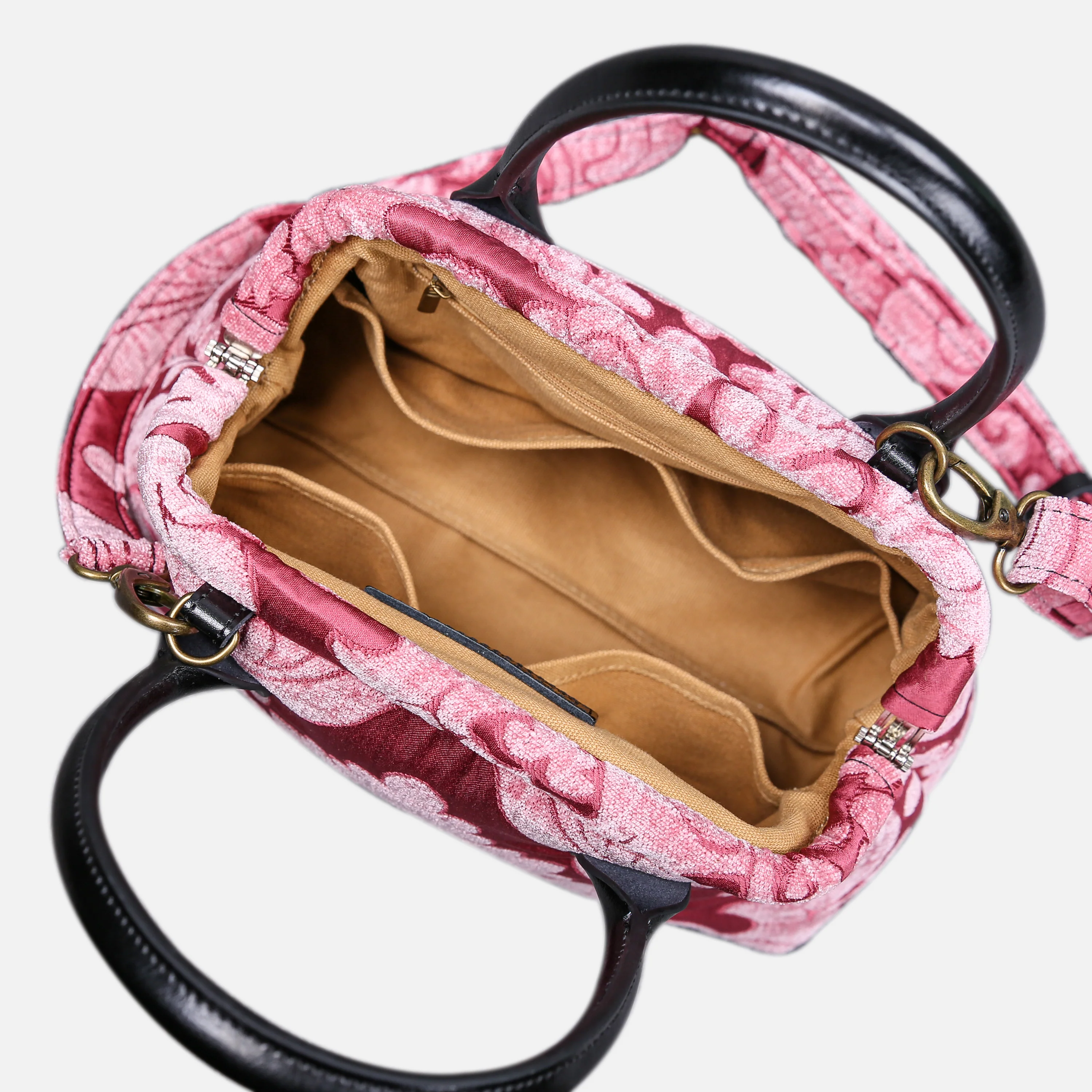 Queen Rose Pink Carpet Satchel - Image 6