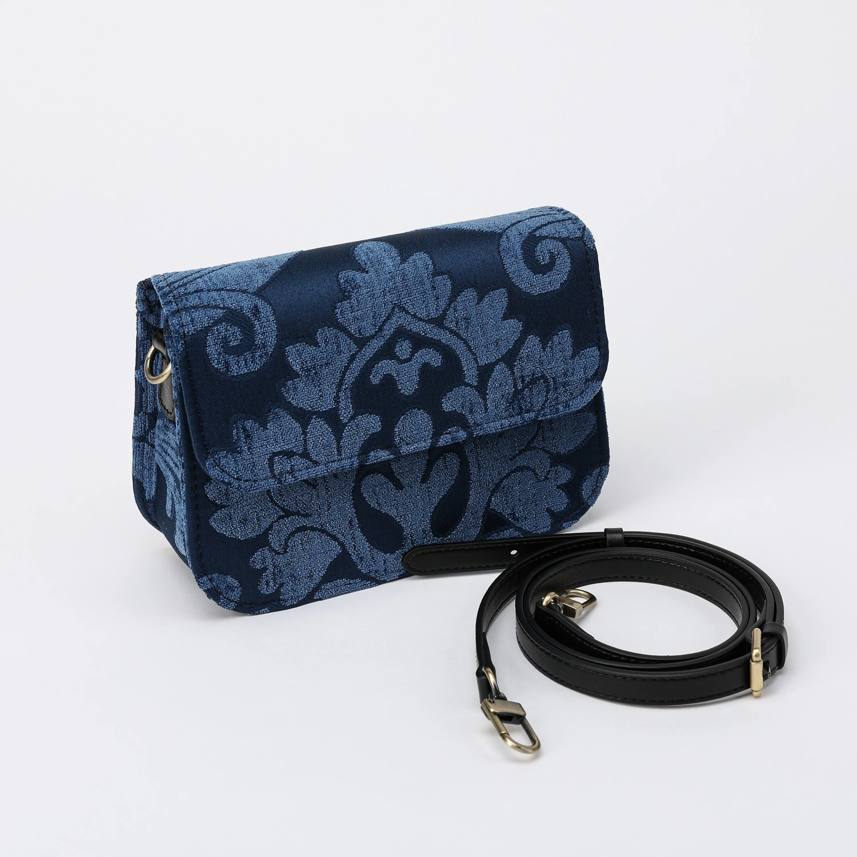 Queen Royal Blue Flap Crossbody Bag - Image 2