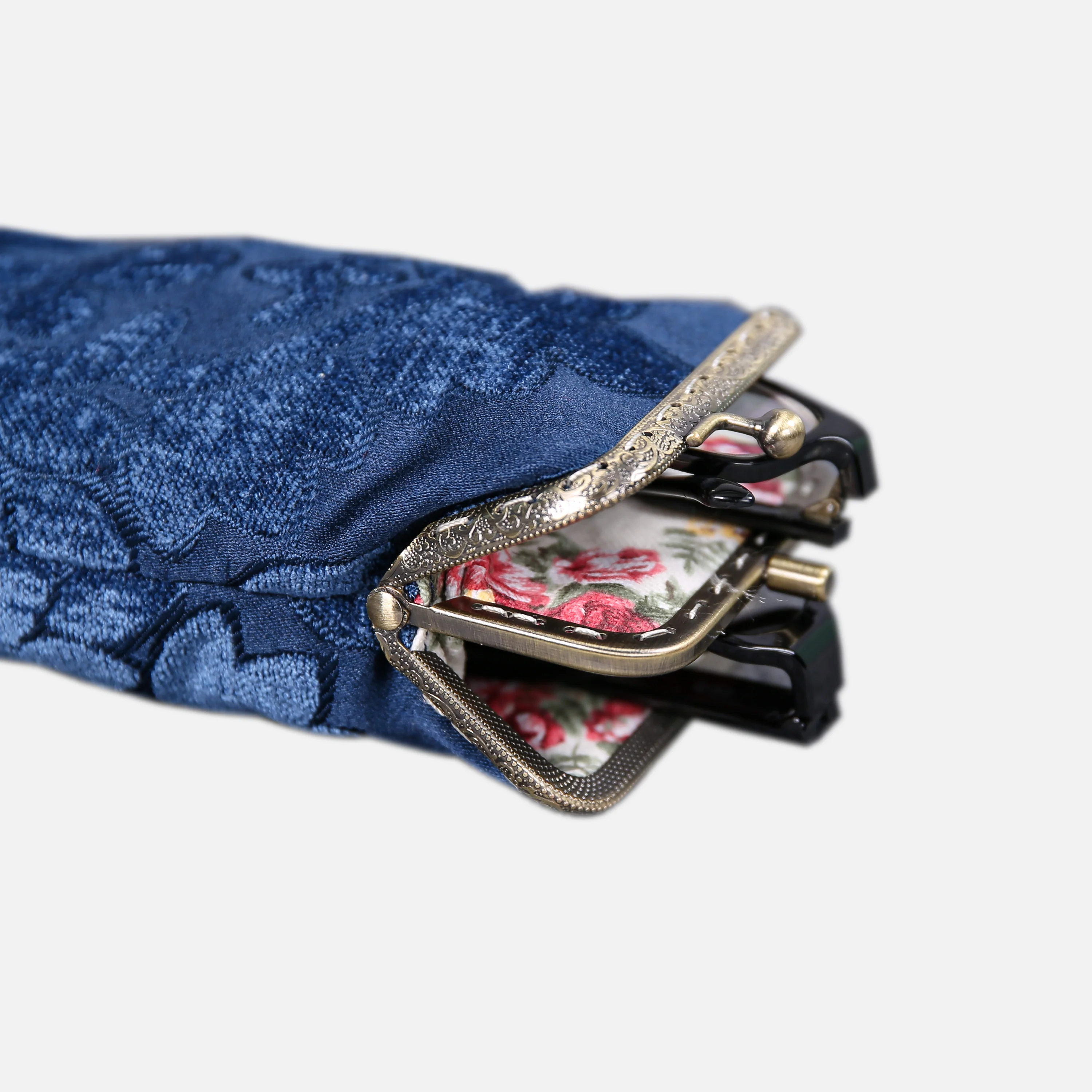 Queen Royal Blue Carpet Eyeglasses Case - Image 4