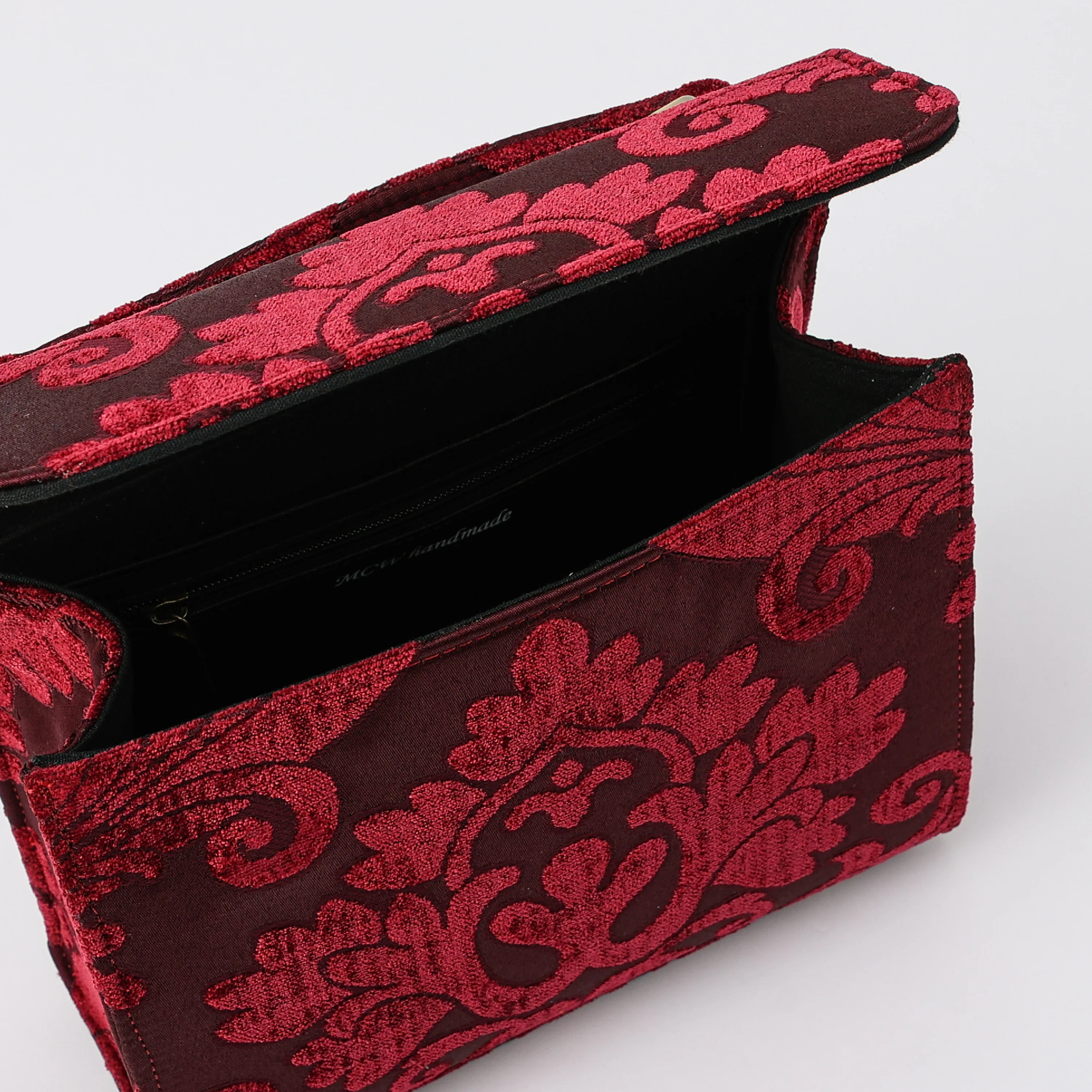 Queen Wine Flap Satchel - Image 7