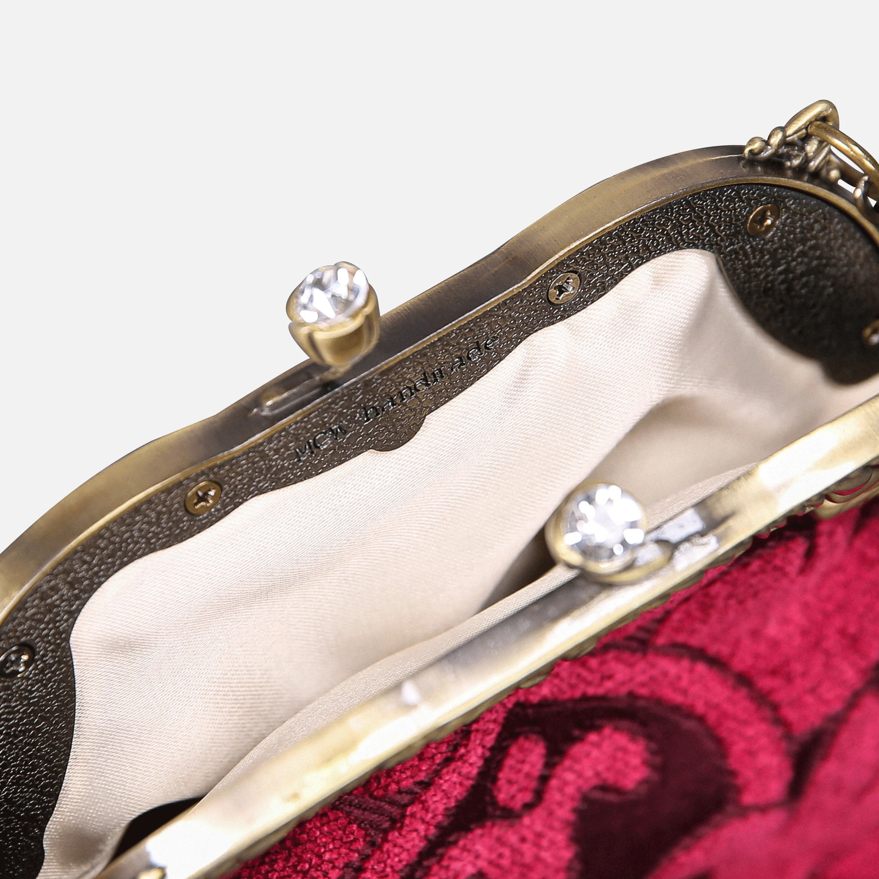 Queen Wine Chatelaine Purse Medium - Image 5
