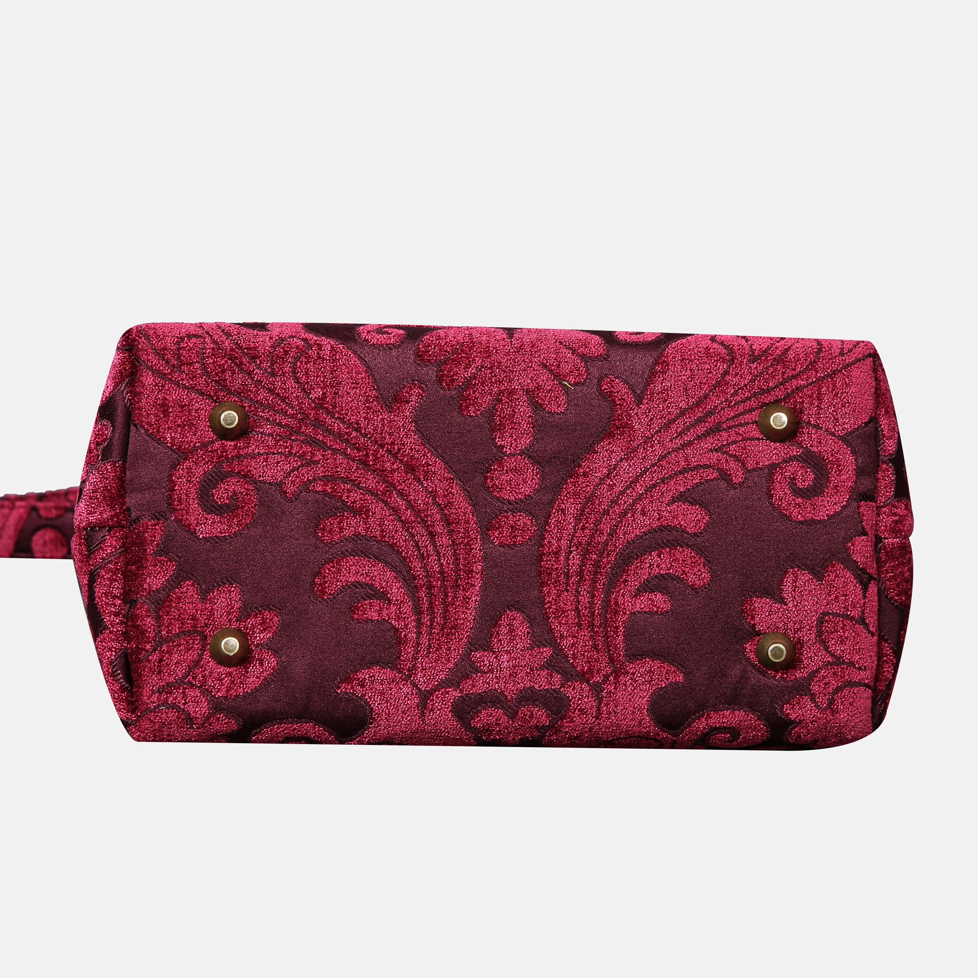 Queen Wine Carpet Satchel - Image 5