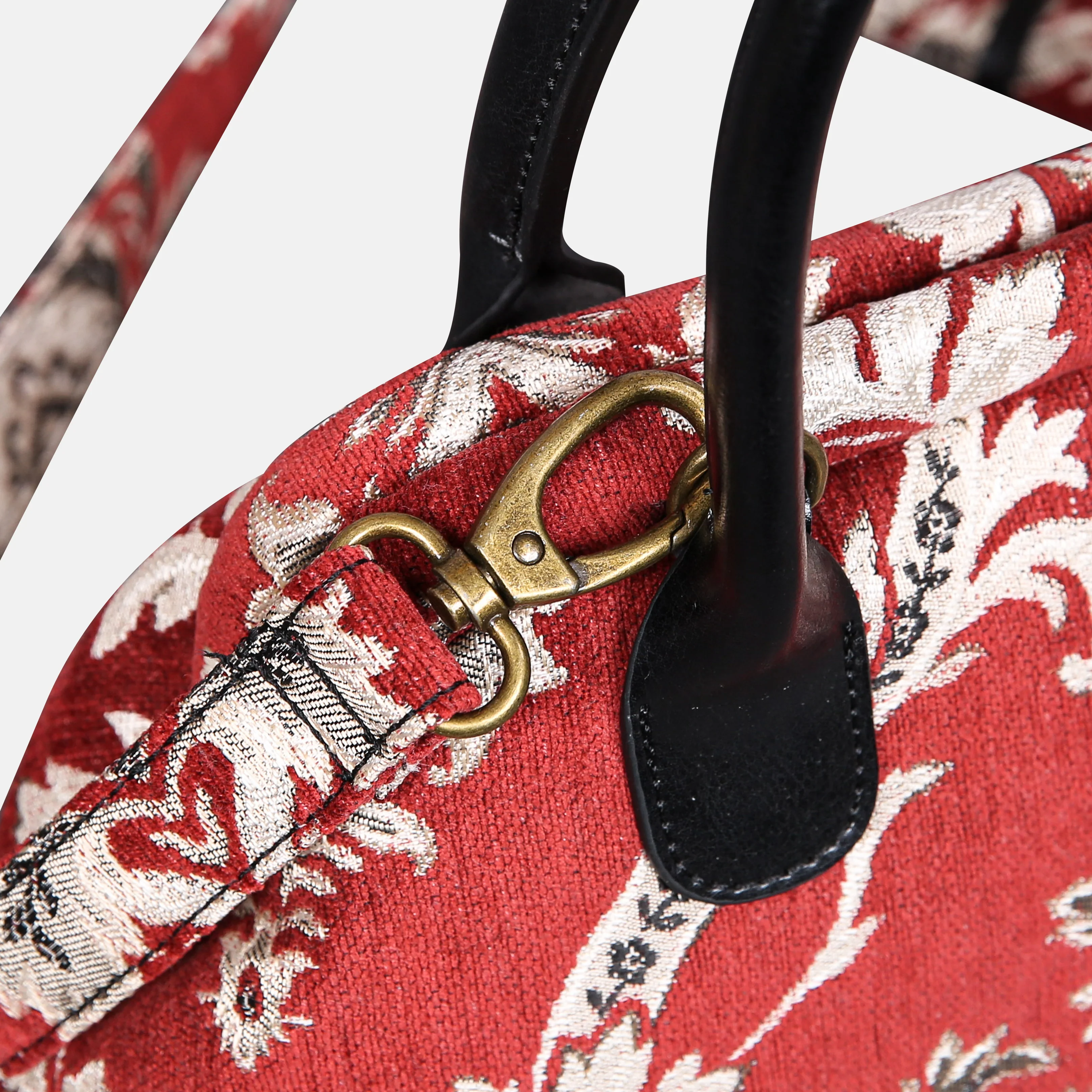 Scalamandre Elizabeth Red Carpet Satchel - Image 4