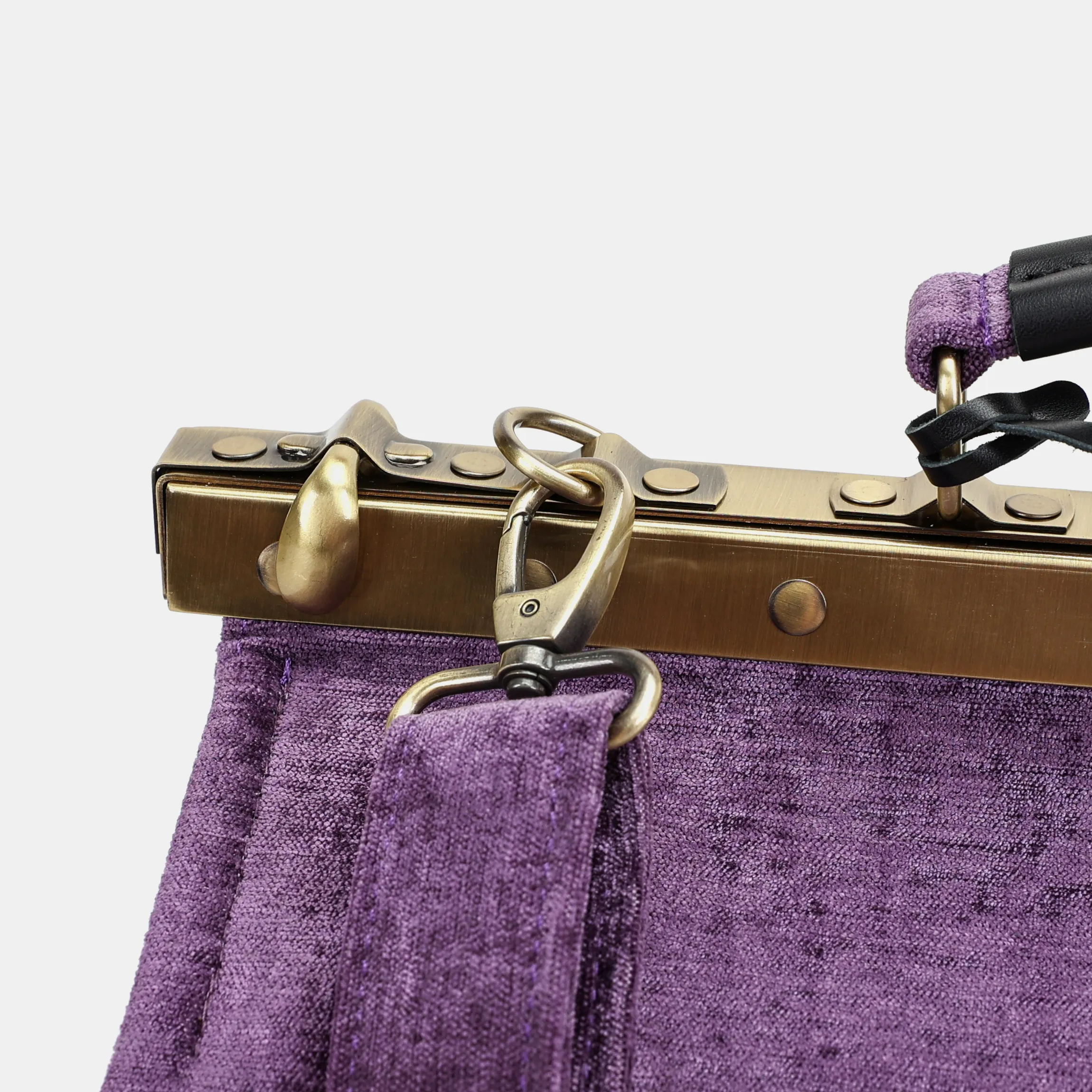 Solid Purple Genevieve Carpet Gladstone Bag - Image 7