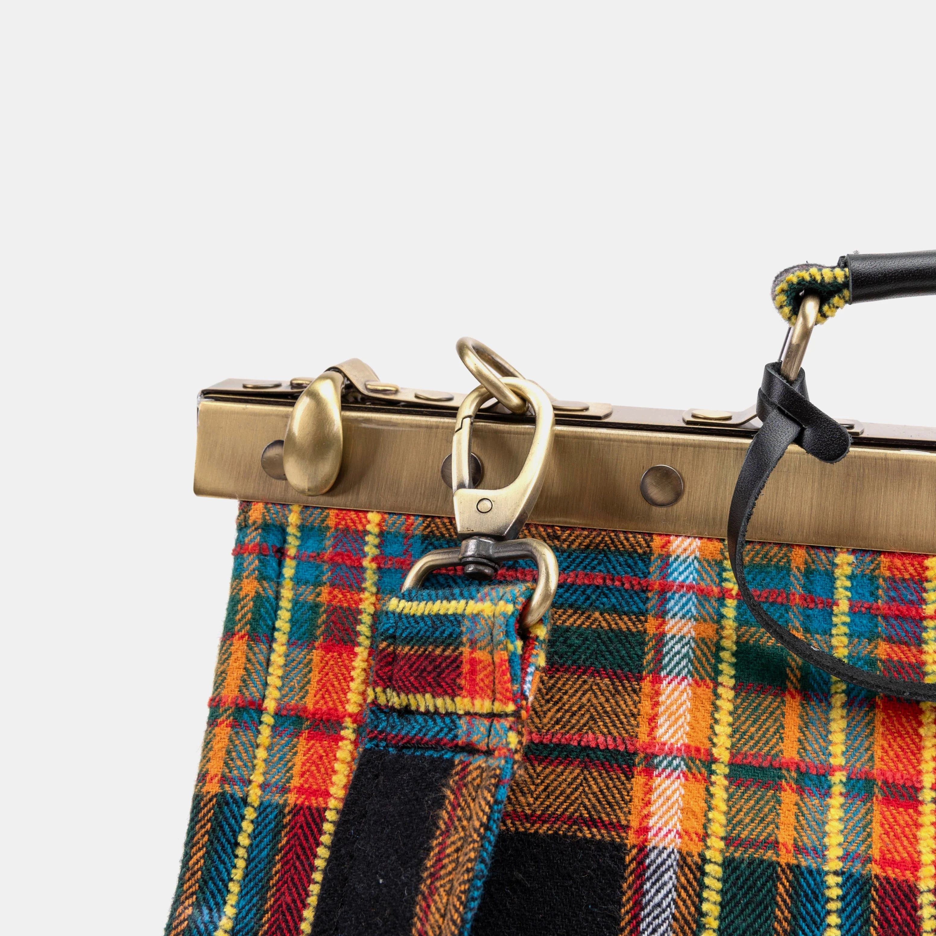 Tartan Stewart Black Celine Carpet Gladstone Bag - Image 7