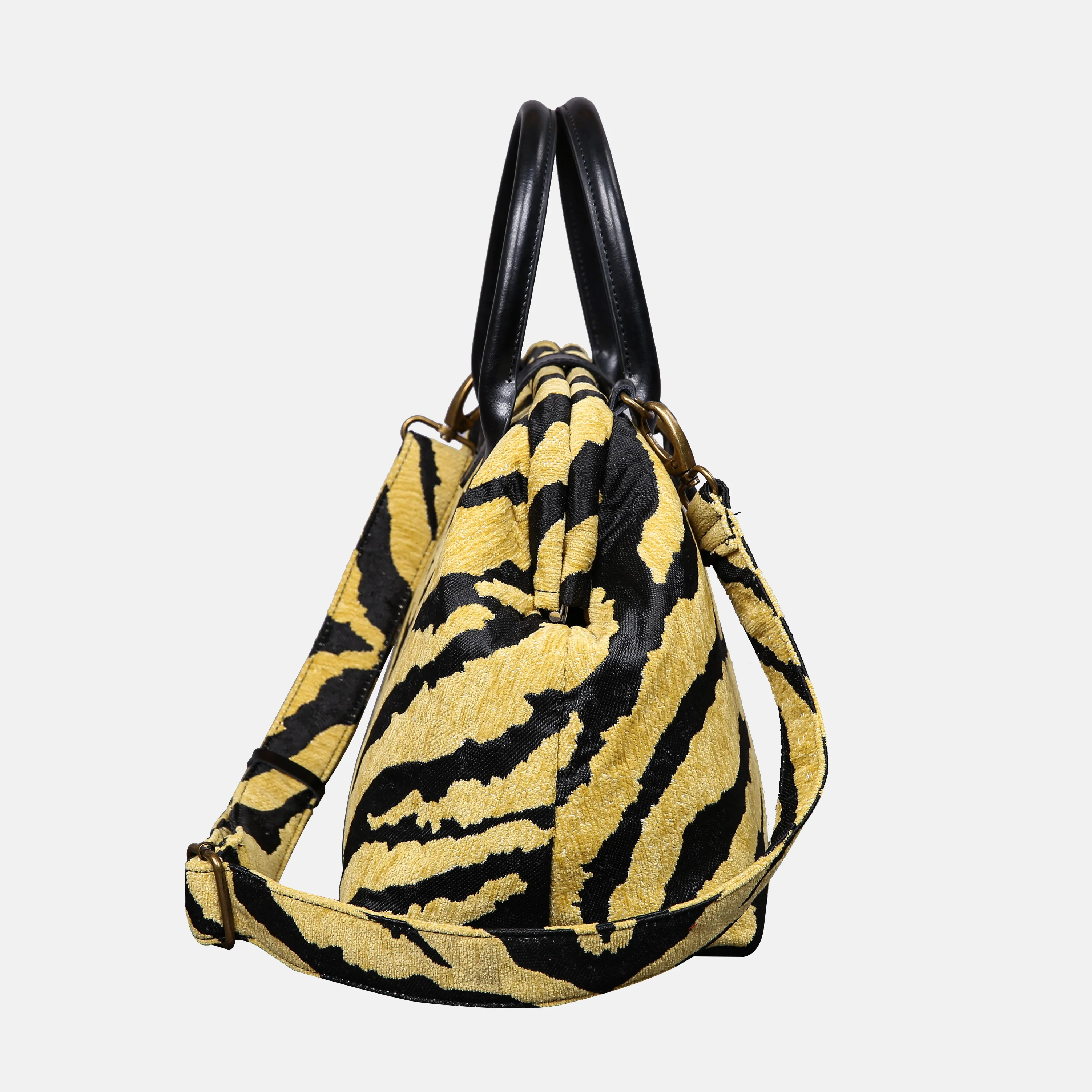 Tiger Stripe Carpet Handbag Purse - Image 3