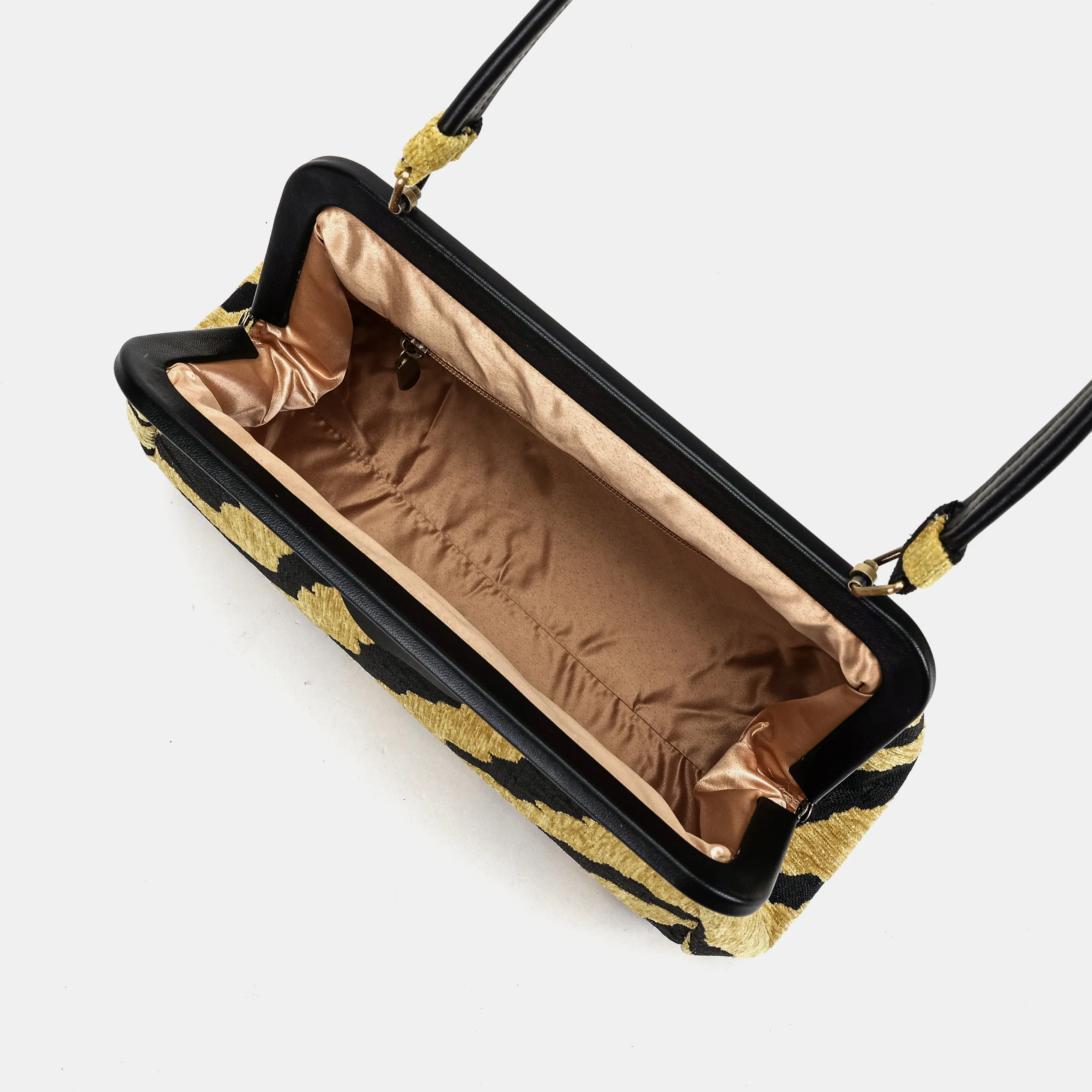 Tiger Stripe Shoulder Bag - Image 7