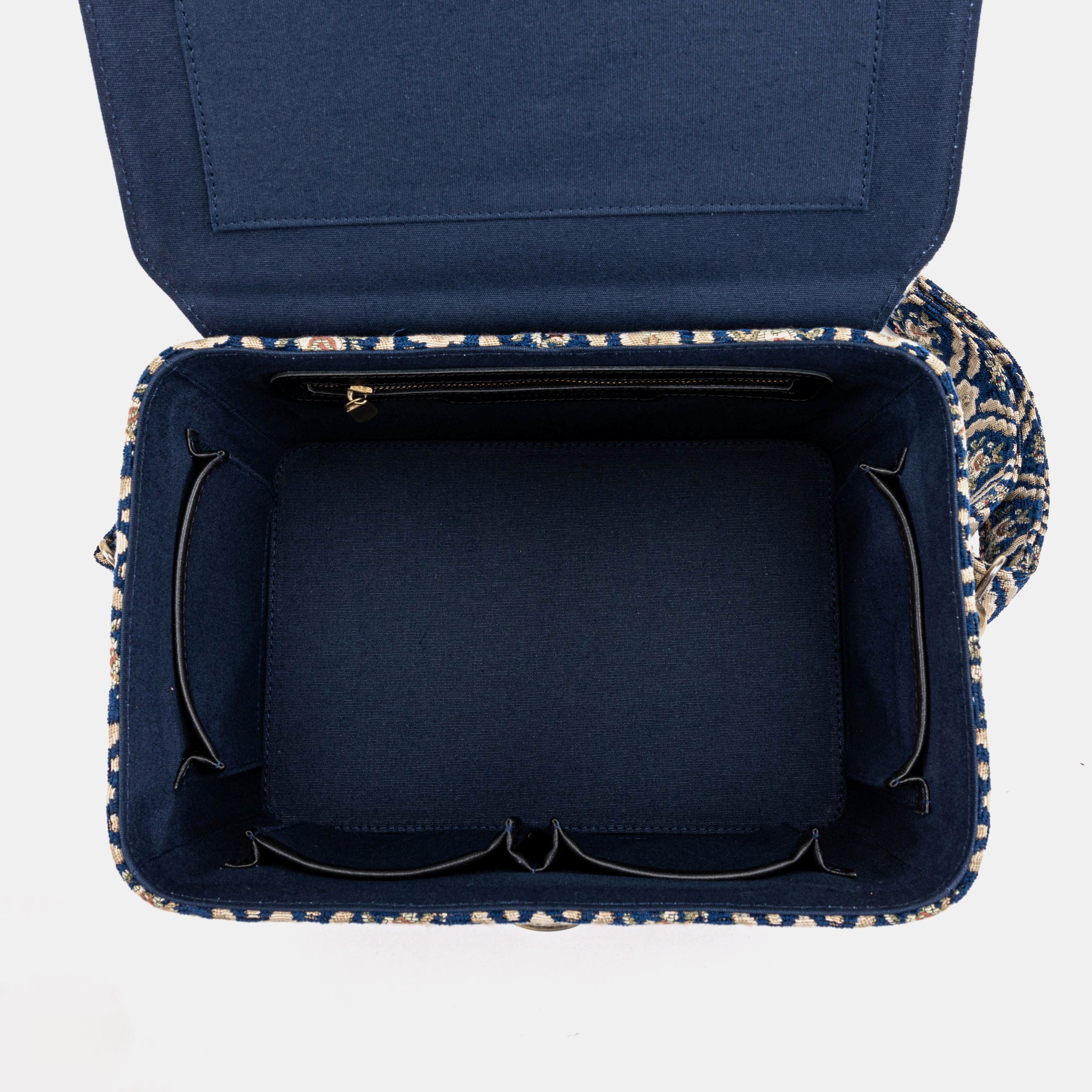 Traditional Blue Josephine Large Train Case - Image 5
