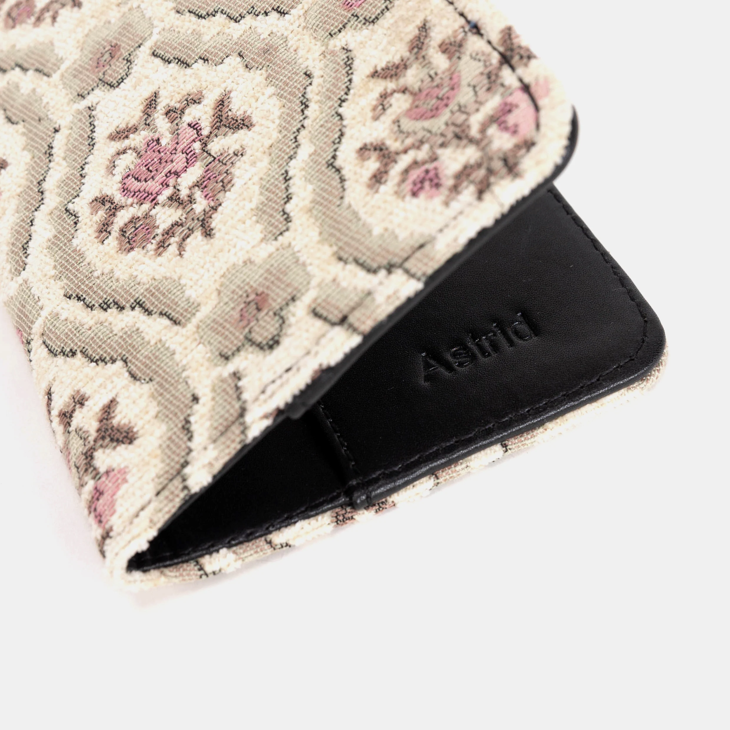 Traditional Cream Checkbook Cover - Image 4