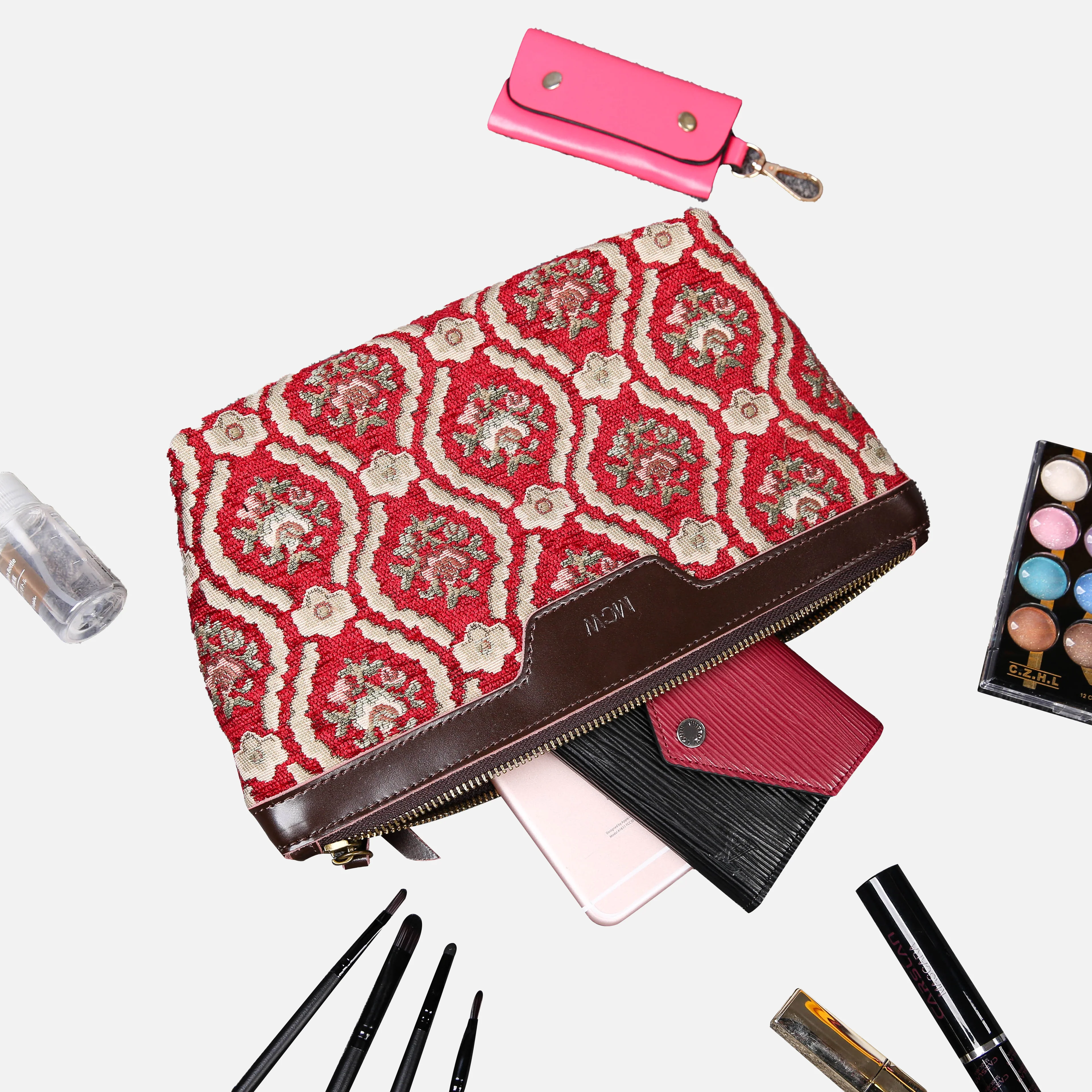 Traditional Red Carpet Makeup Bag - Image 2