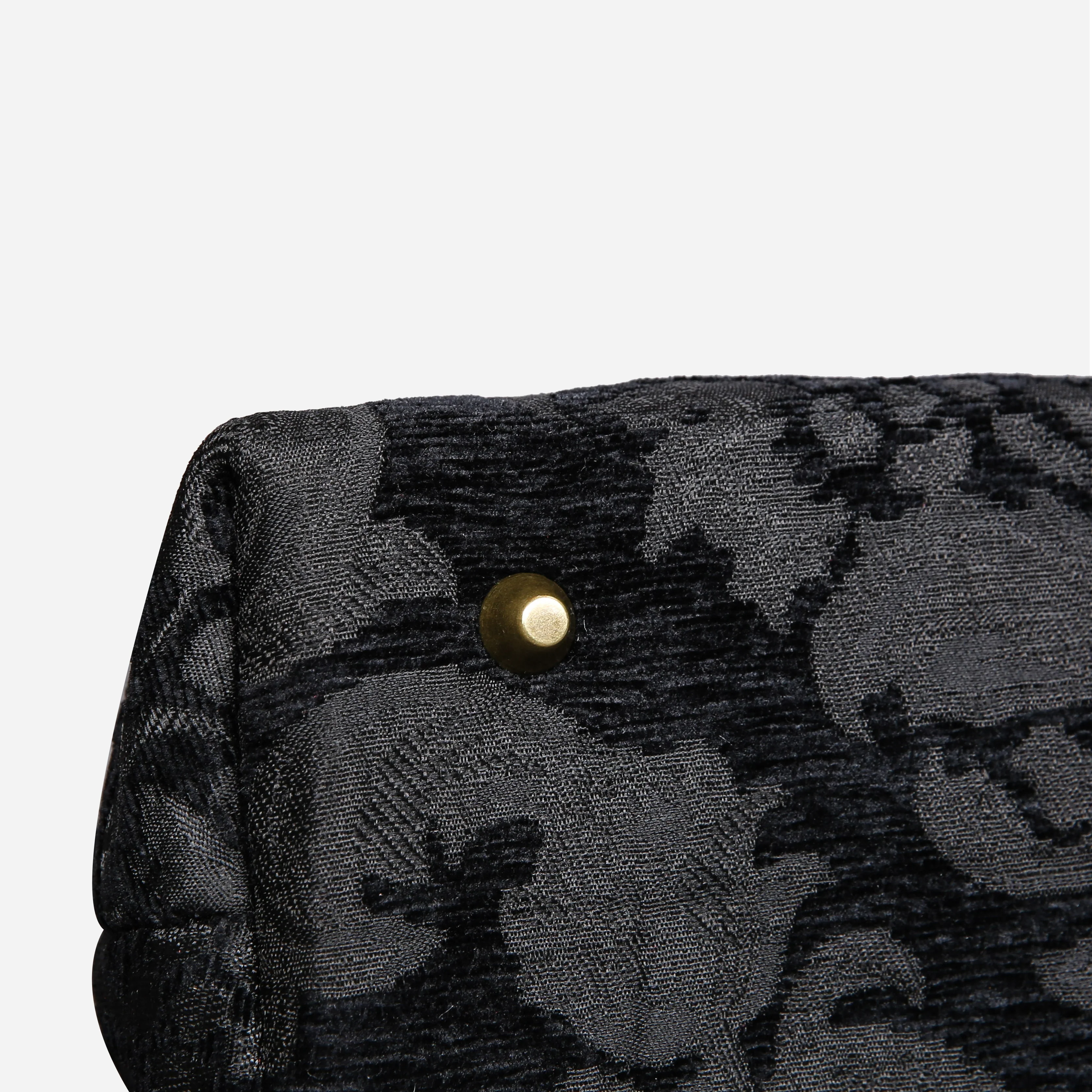 Victorian Blossom Black/Black Carpet Satchel - Image 6
