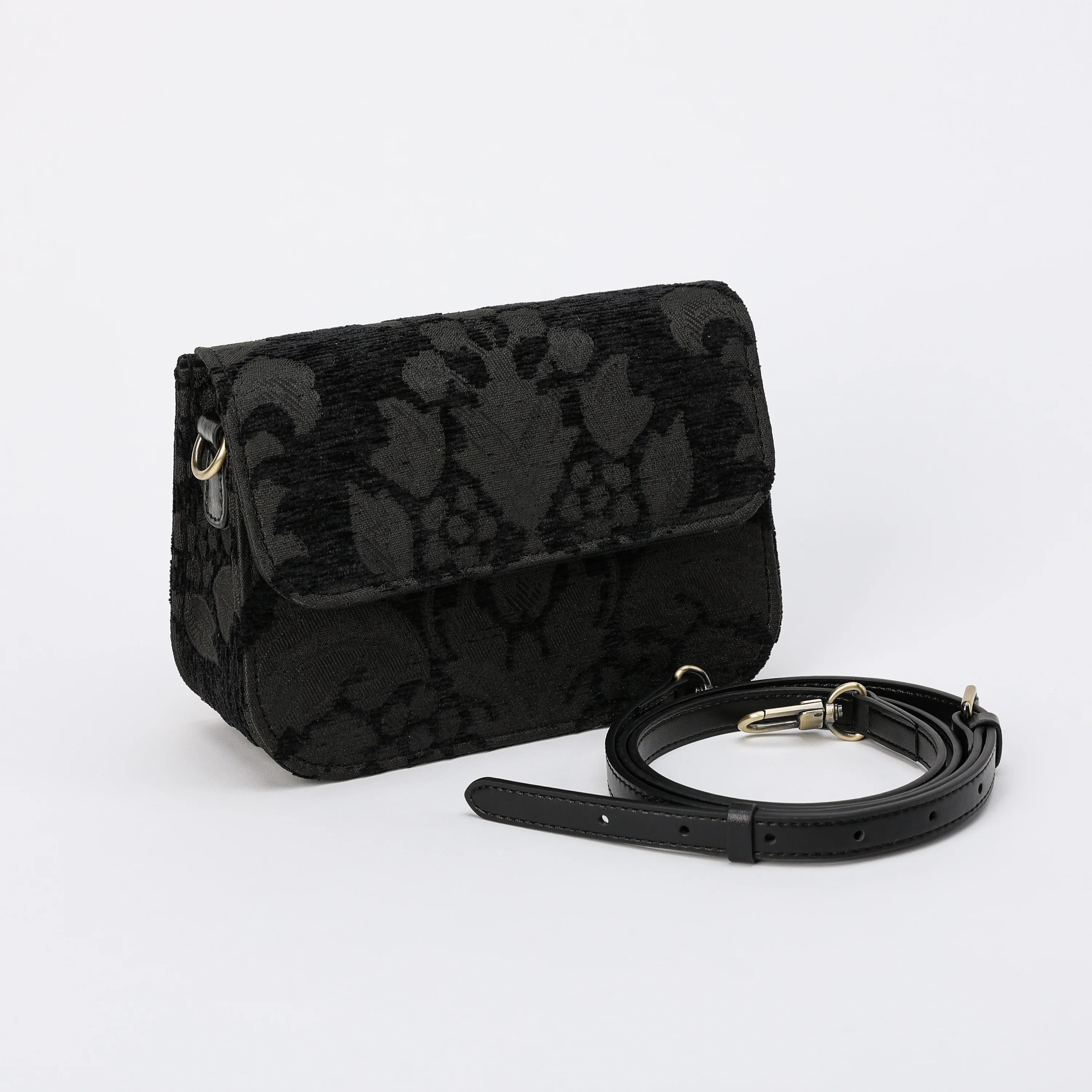 Victorian Blossom Black/Black Flap Crossbody Bag - Image 2