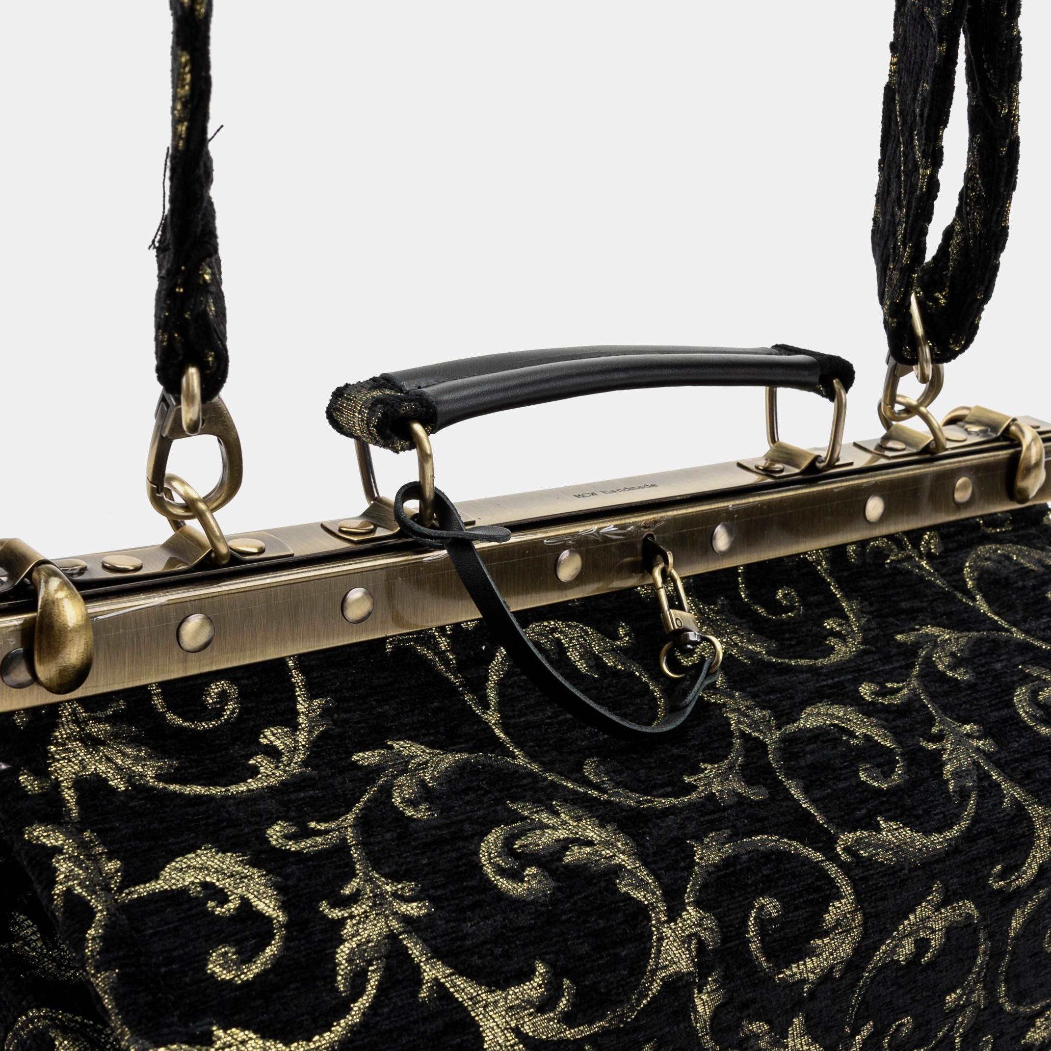 Vintage Scroll Black/Green Genevieve Carpet Gladstone Bag - Image 4