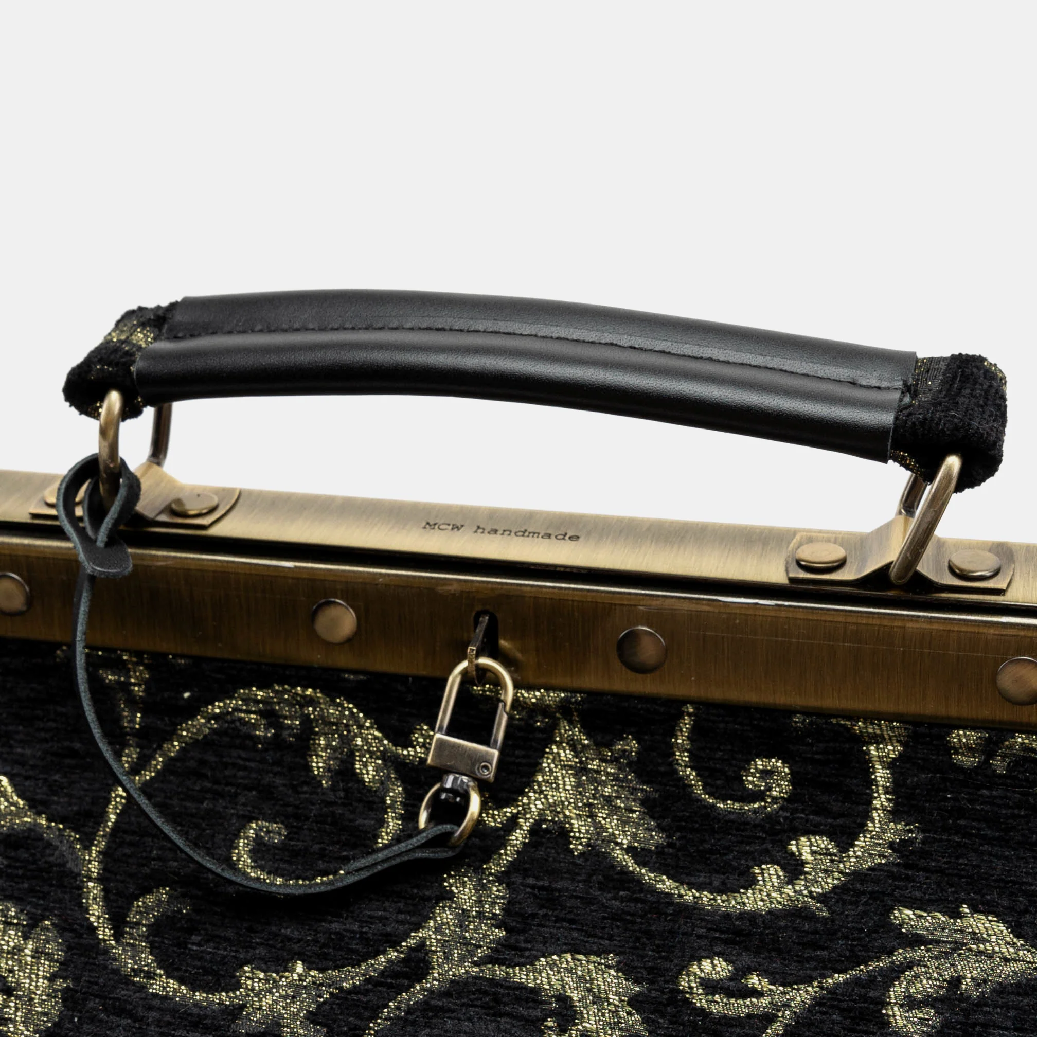 Vintage Scroll Black/Green Genevieve Carpet Gladstone Bag - Image 5