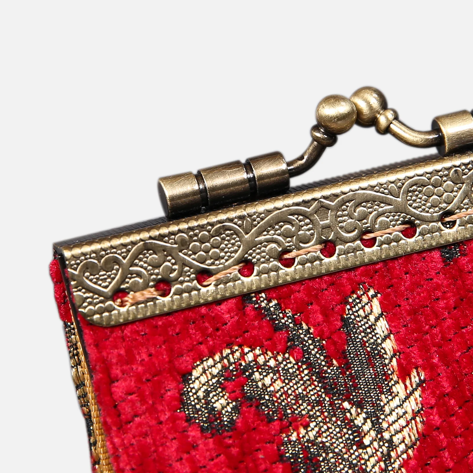 Vintage Scroll Red Card Wallet - Image 10