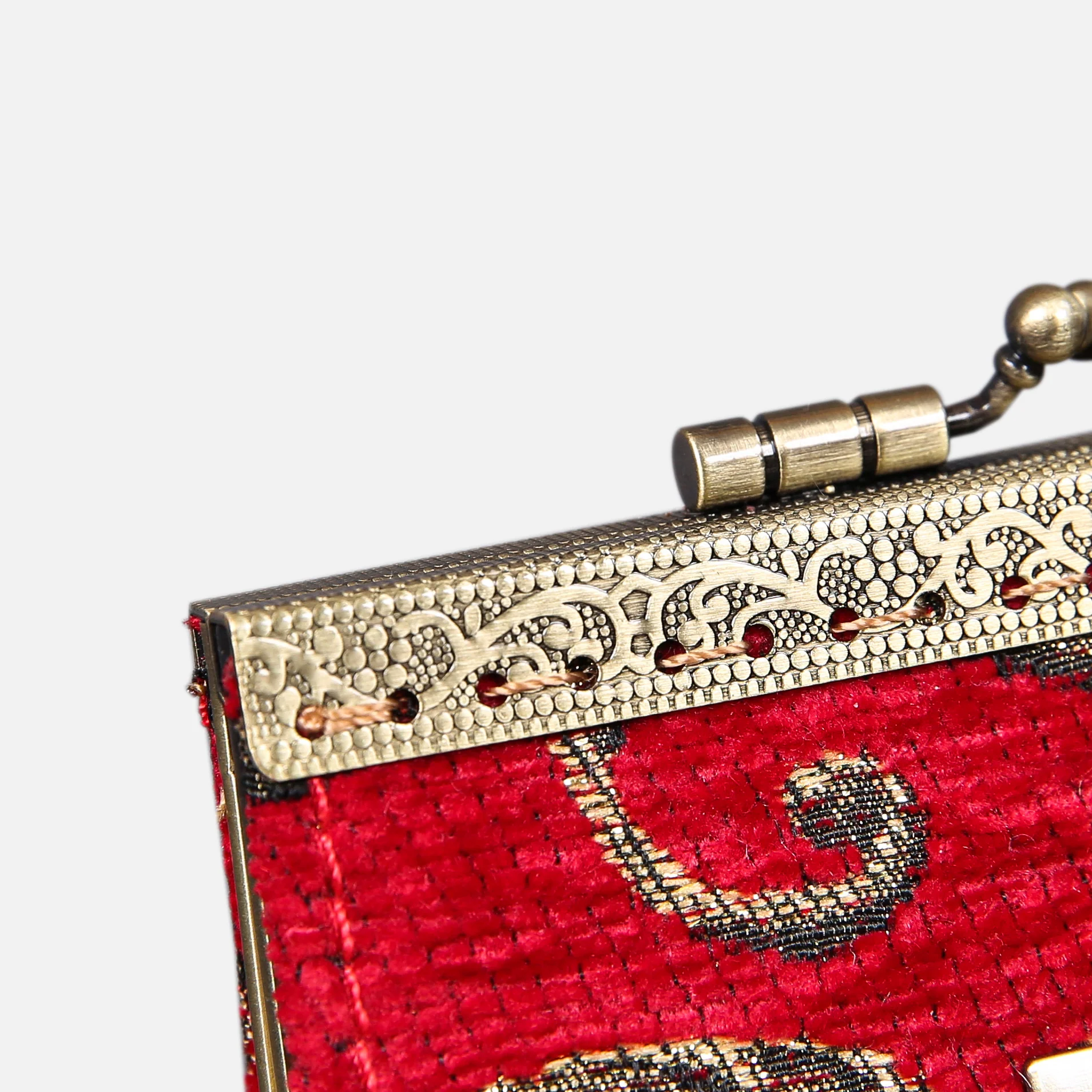 Vintage Scroll Red Card Wallet - Image 11