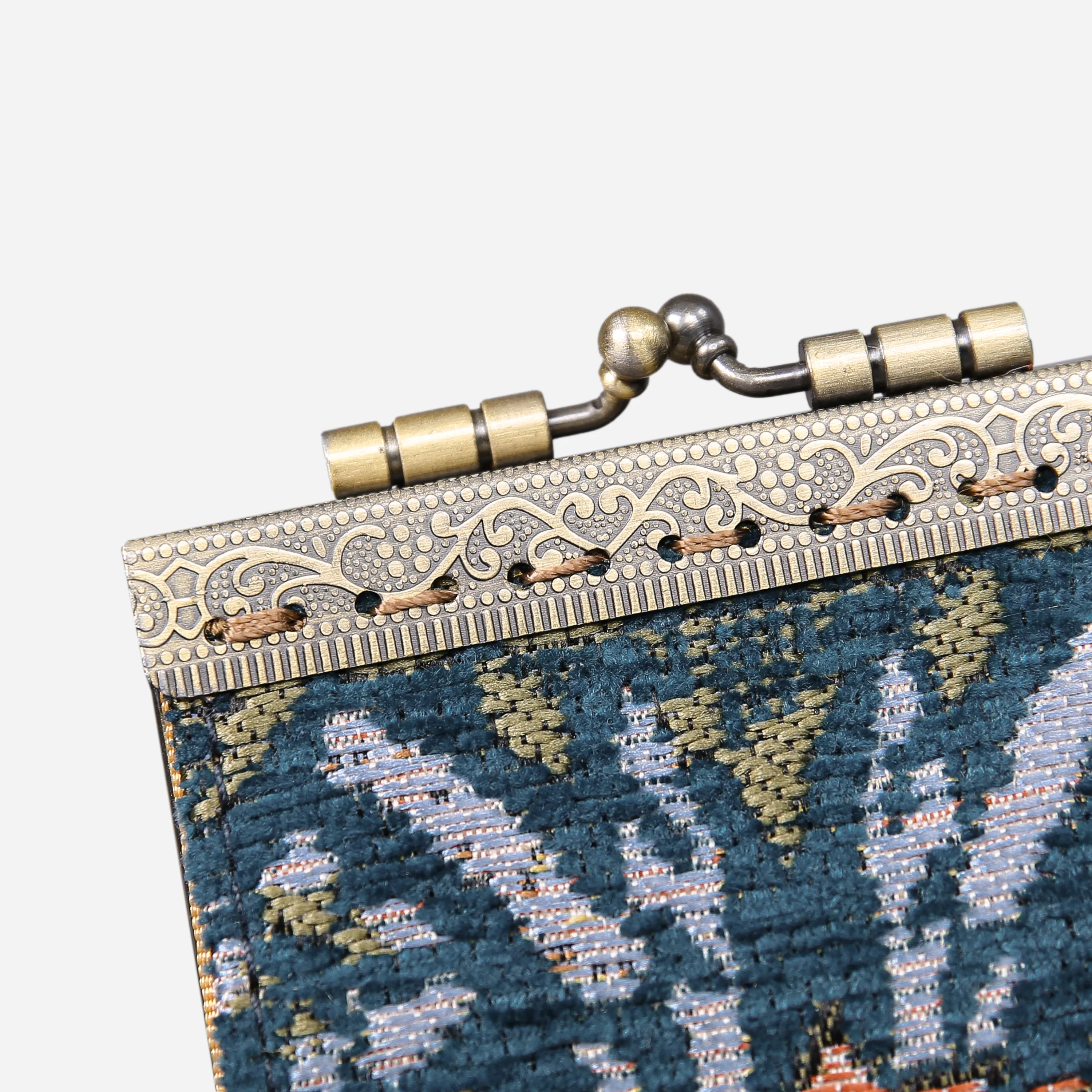 William Morris Strawberry Thief Card Wallet - Image 9